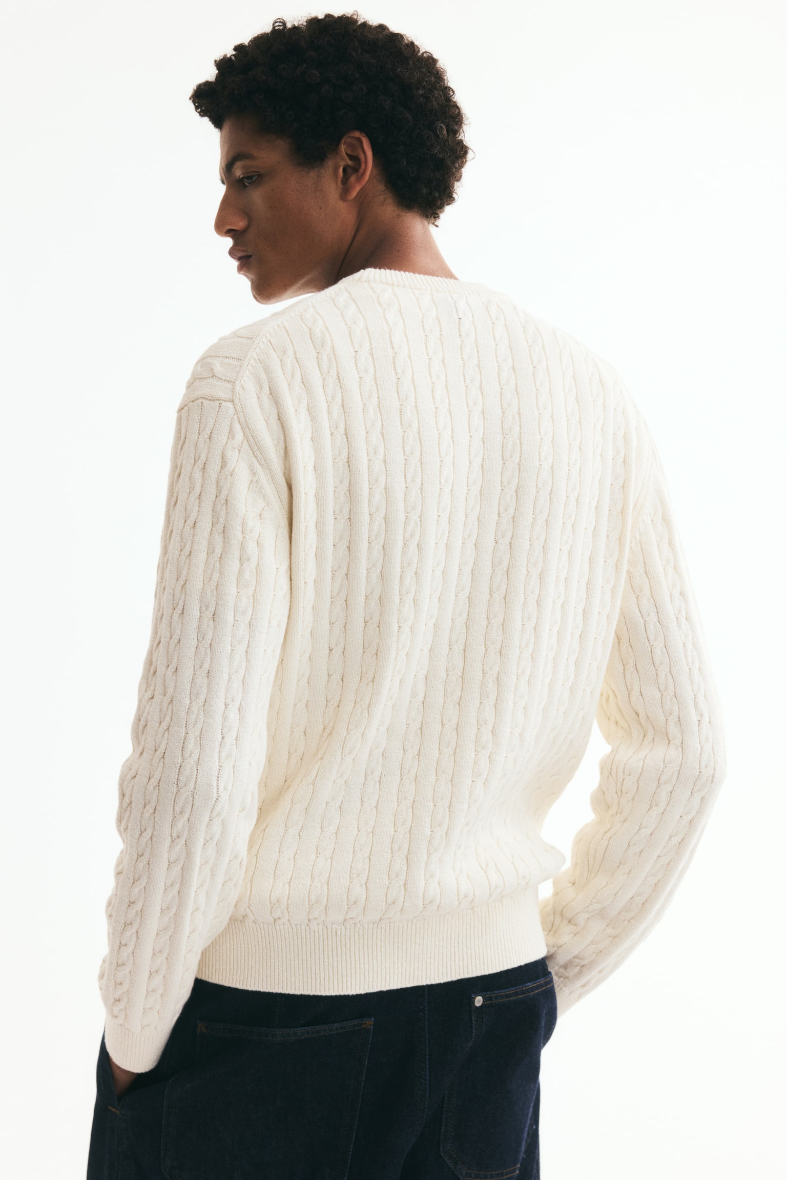 Мужской свитер H&M Regular-Fit Cable-Knit, цвет: Кремовый — фото 5