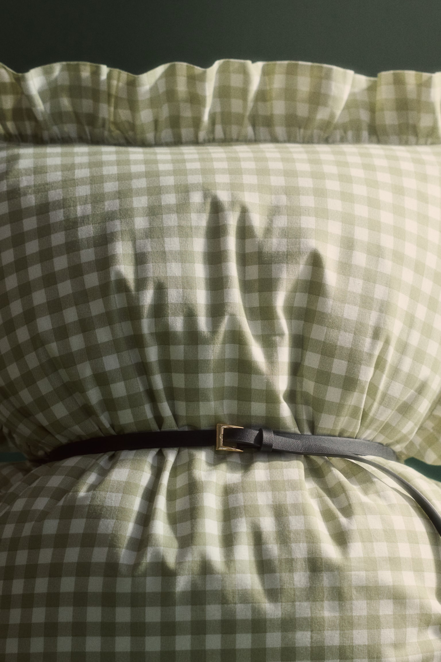 Frill-trimmed cotton pillowcase - Khaki green/Gingham check/Light beige/Gingham check - 2