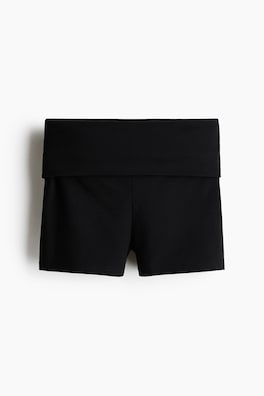 Hotpants i bomullstrikå