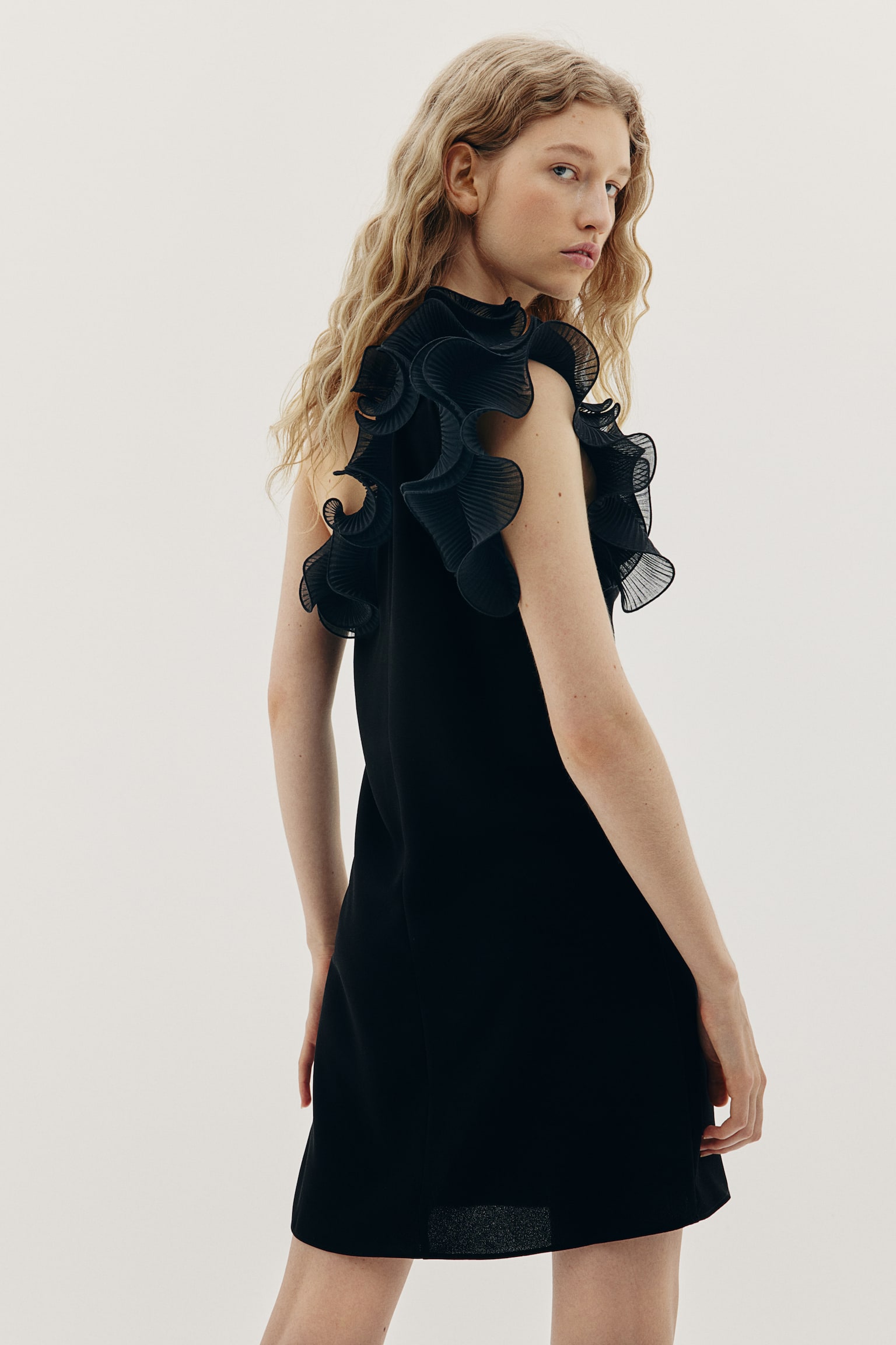 Ruffle-trim one-shoulder dress - Black - 7