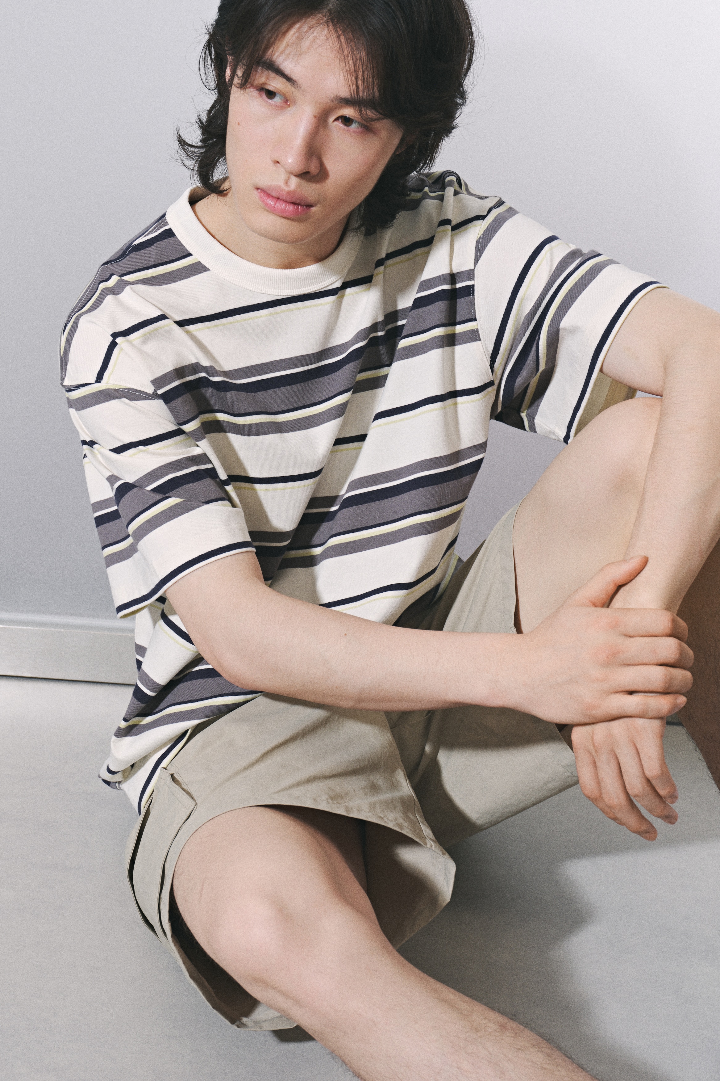 Loose Fit T-shirt - Dark grey/Striped/Beige/Striped