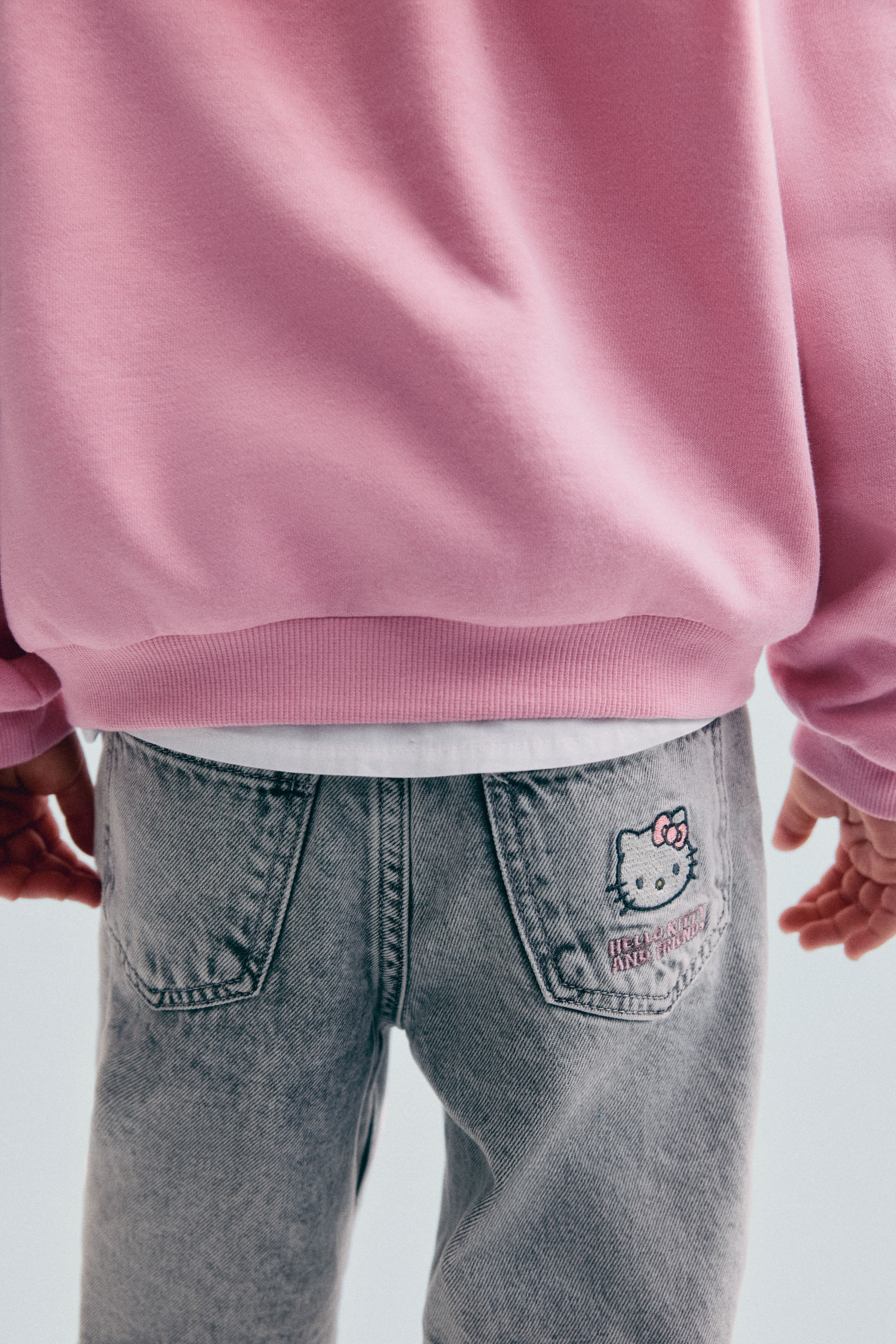 Jean ample avec motifs