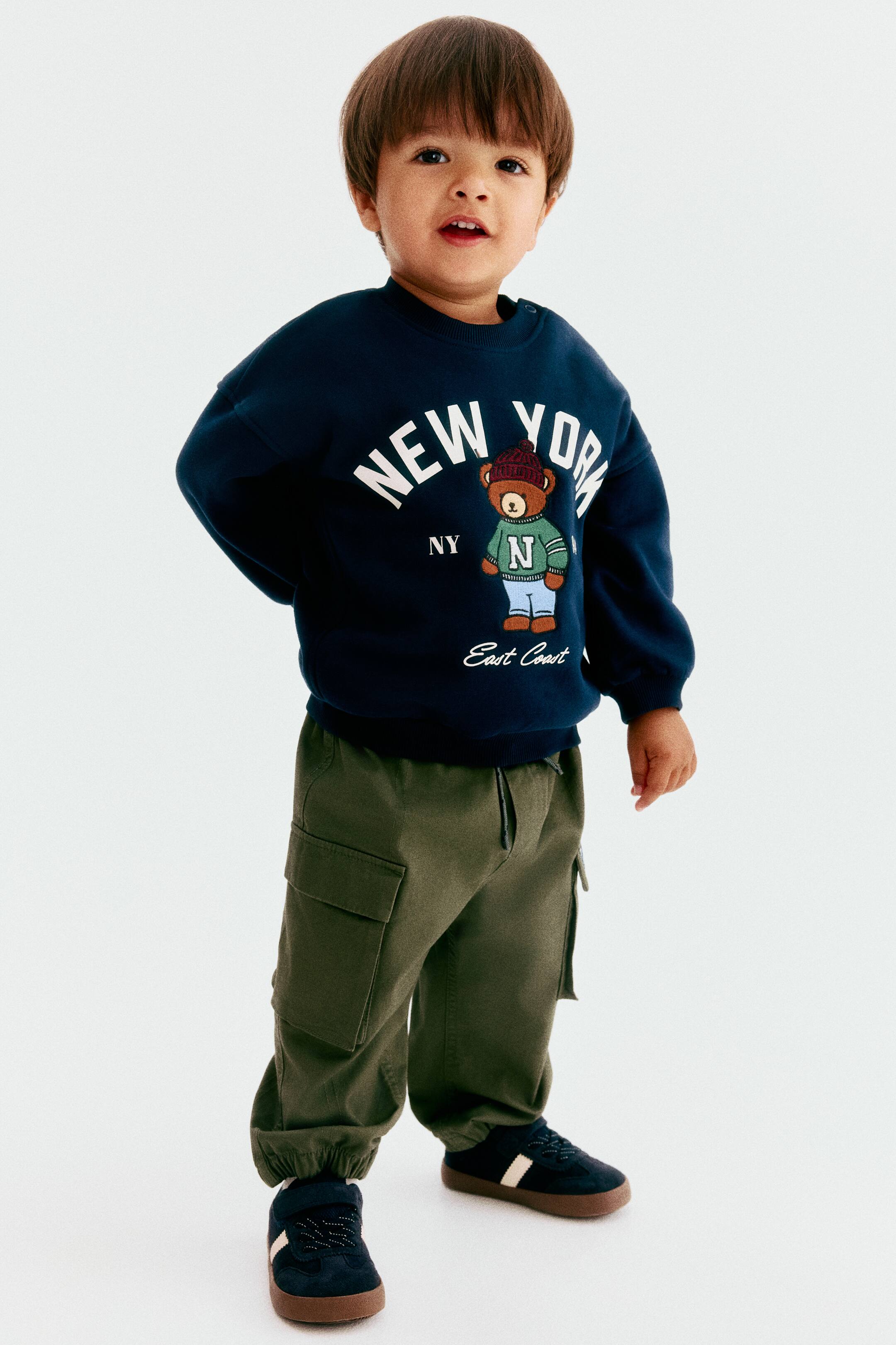 View larger image: Motif-detail sweatshirt - Navy blue/New York - Kids | H&M 1