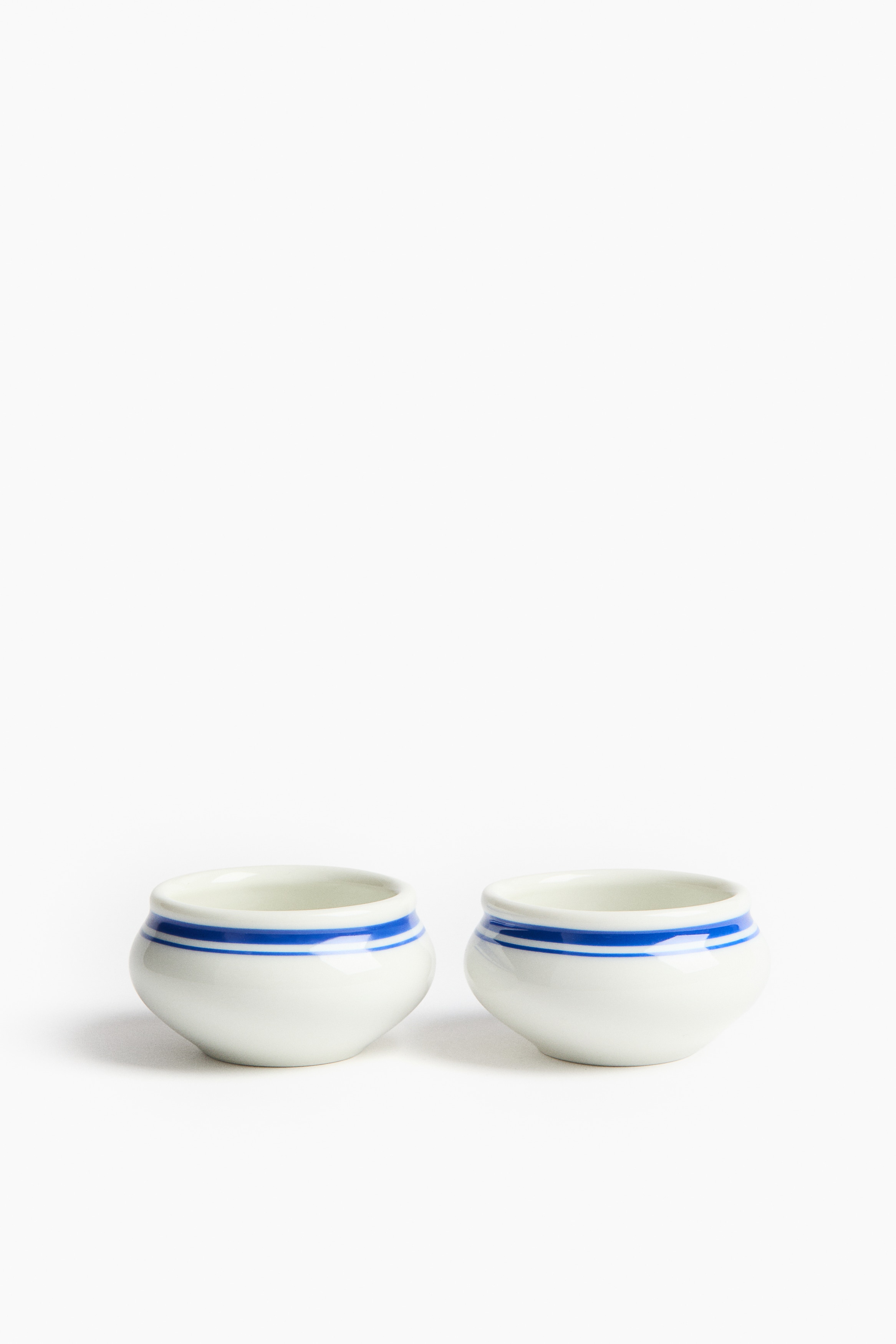 2-Pack Small Porcelain Bowls - White/blue/White/red/White/black
