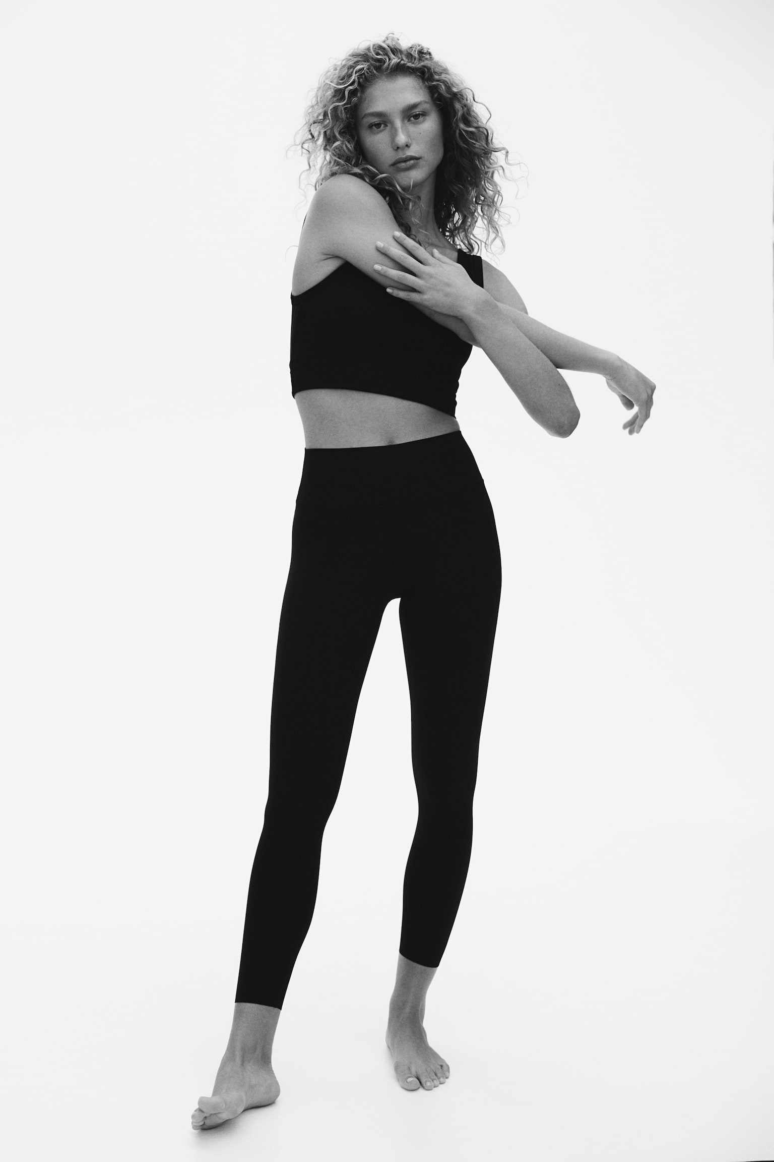 Ankle-length sports leggings in SoftMove™ - Black/Dark grey/White - 1