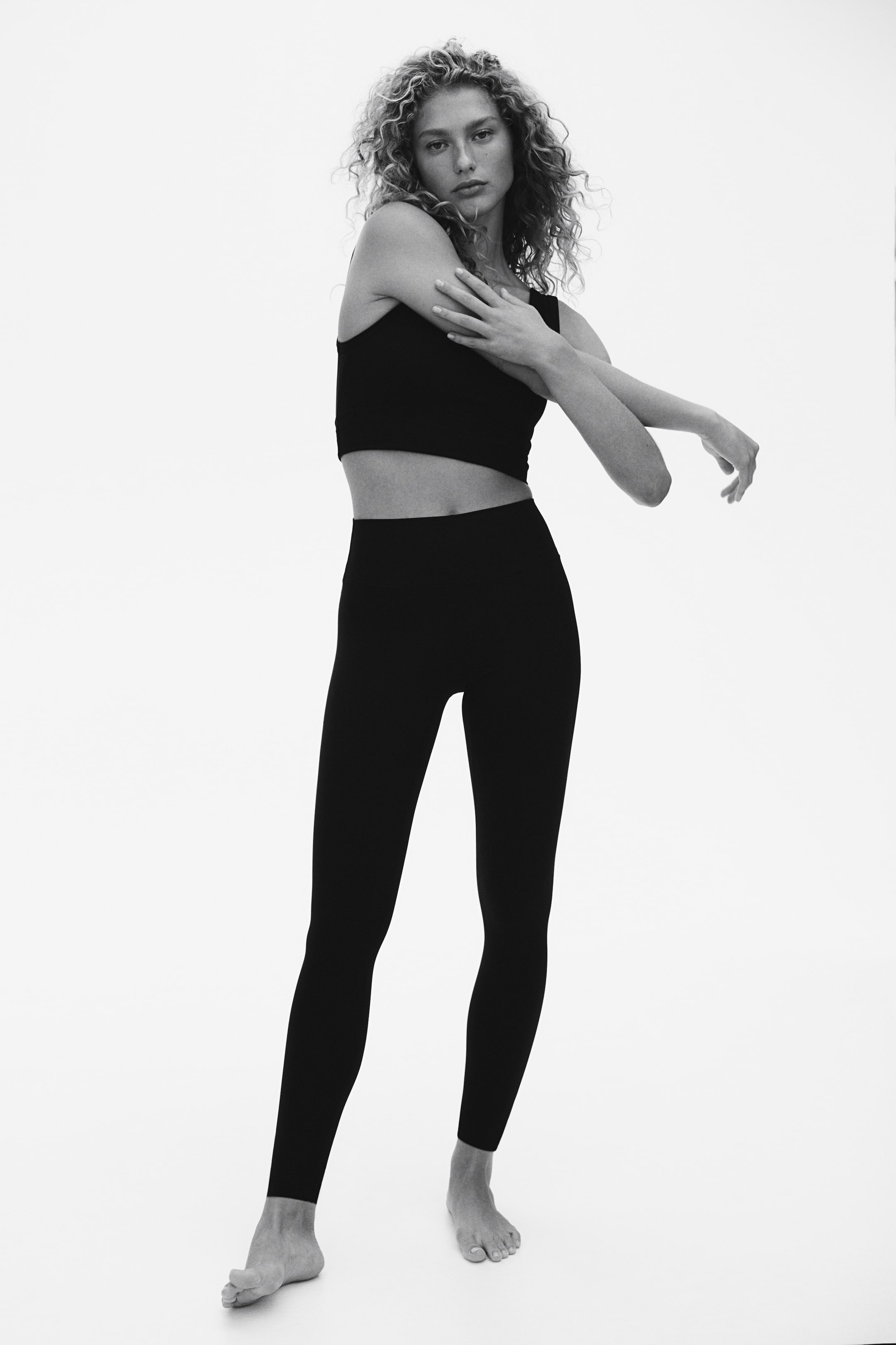 Ankle-Length Sports Leggings with SoftMove™