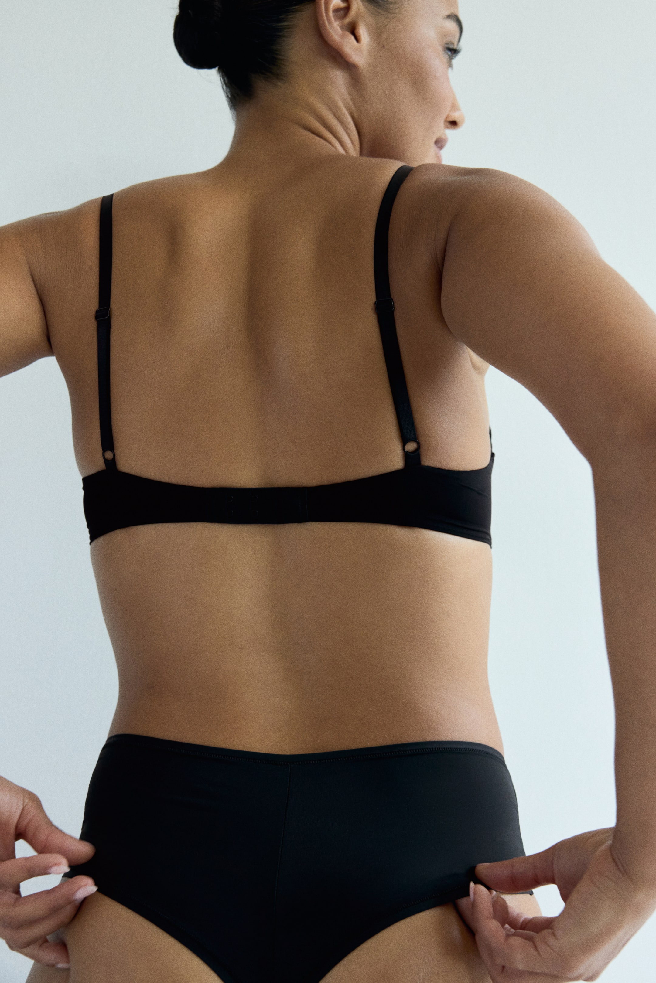 Женское бра H&M Super Push-Up из микрофибры — фото 6