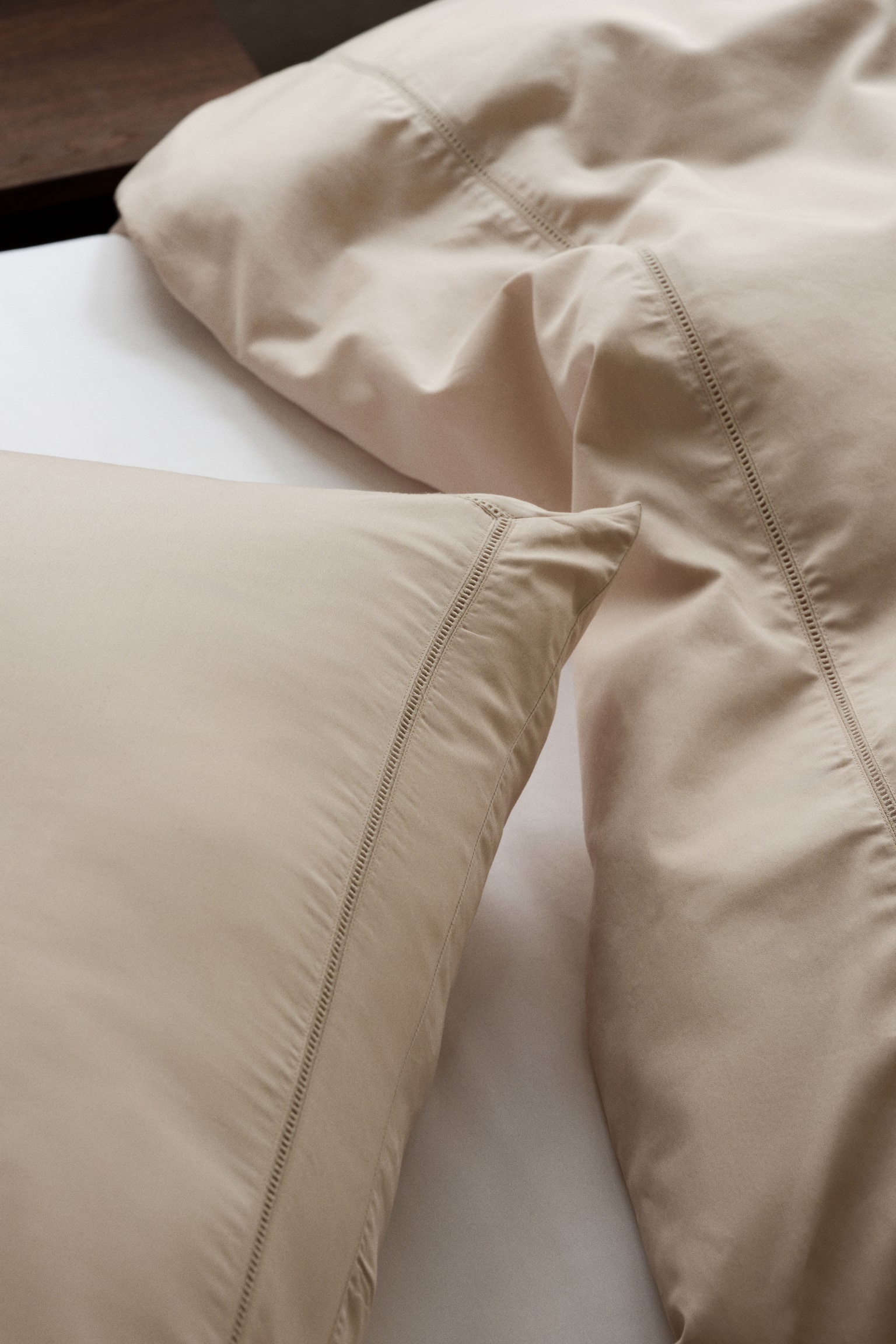 Egyptian cotton pillowcase - Light beige/White/Dark brown - 2
