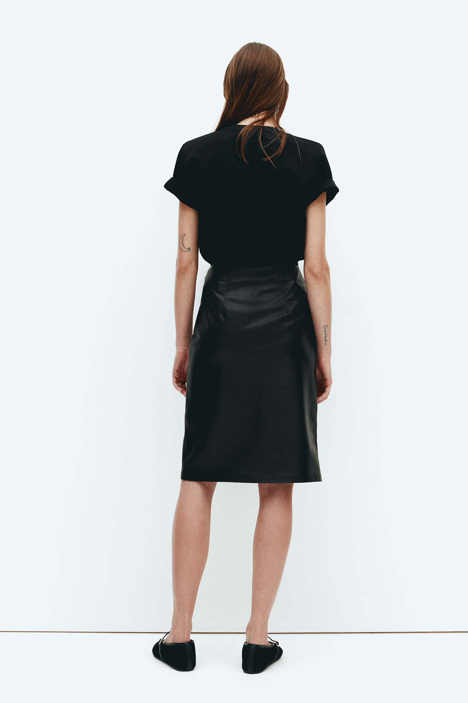 Coated Pencil Skirt - Black - 4