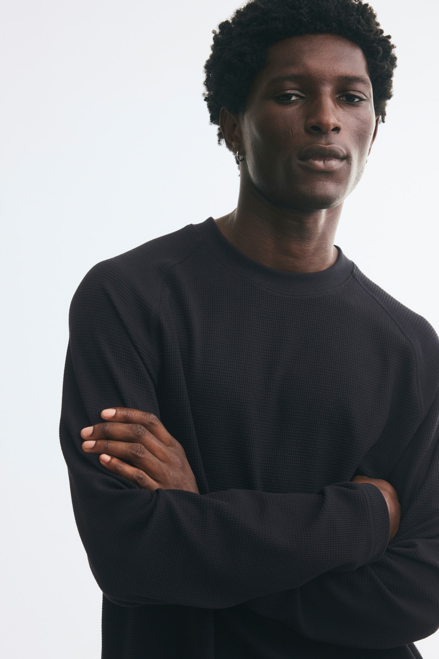 Мужская футболка H&M Relaxed-Fit Long-Sleeved, цвет: Чёрный — фото 4