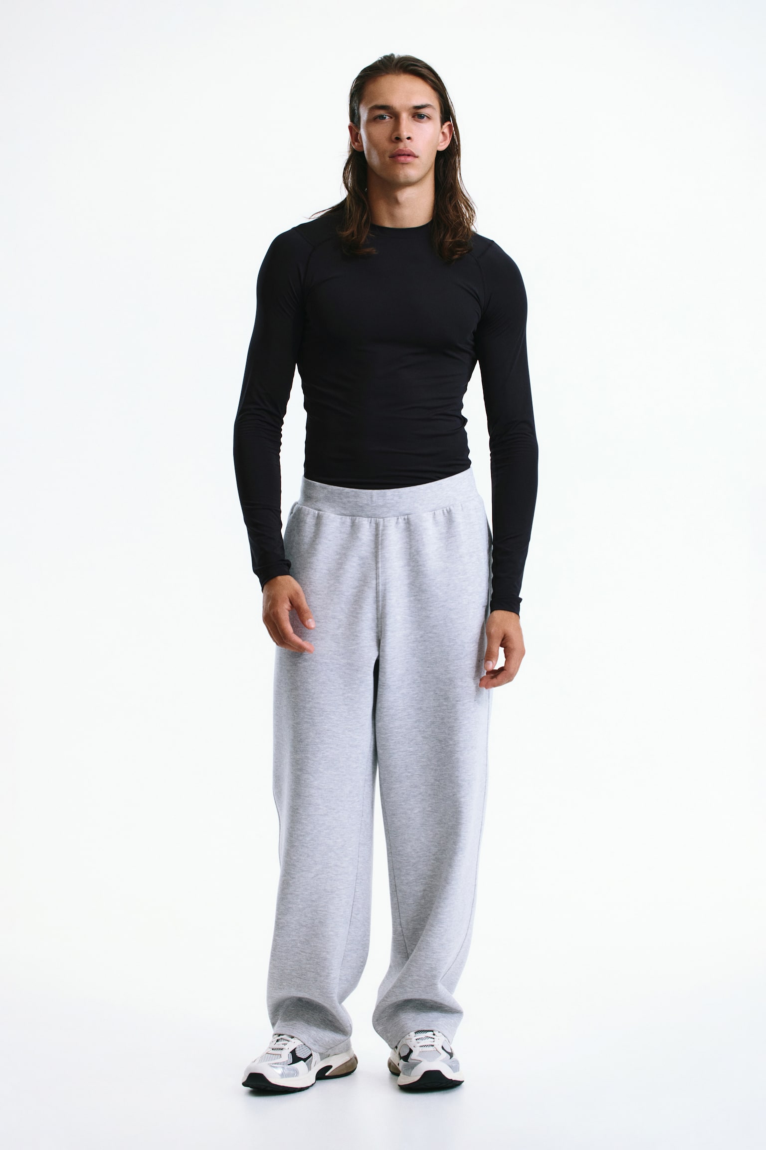 Мужская рубашка H&M Move Compression Fit Sports Shirt with DryMove™, цвет: Чёрный — фото 4