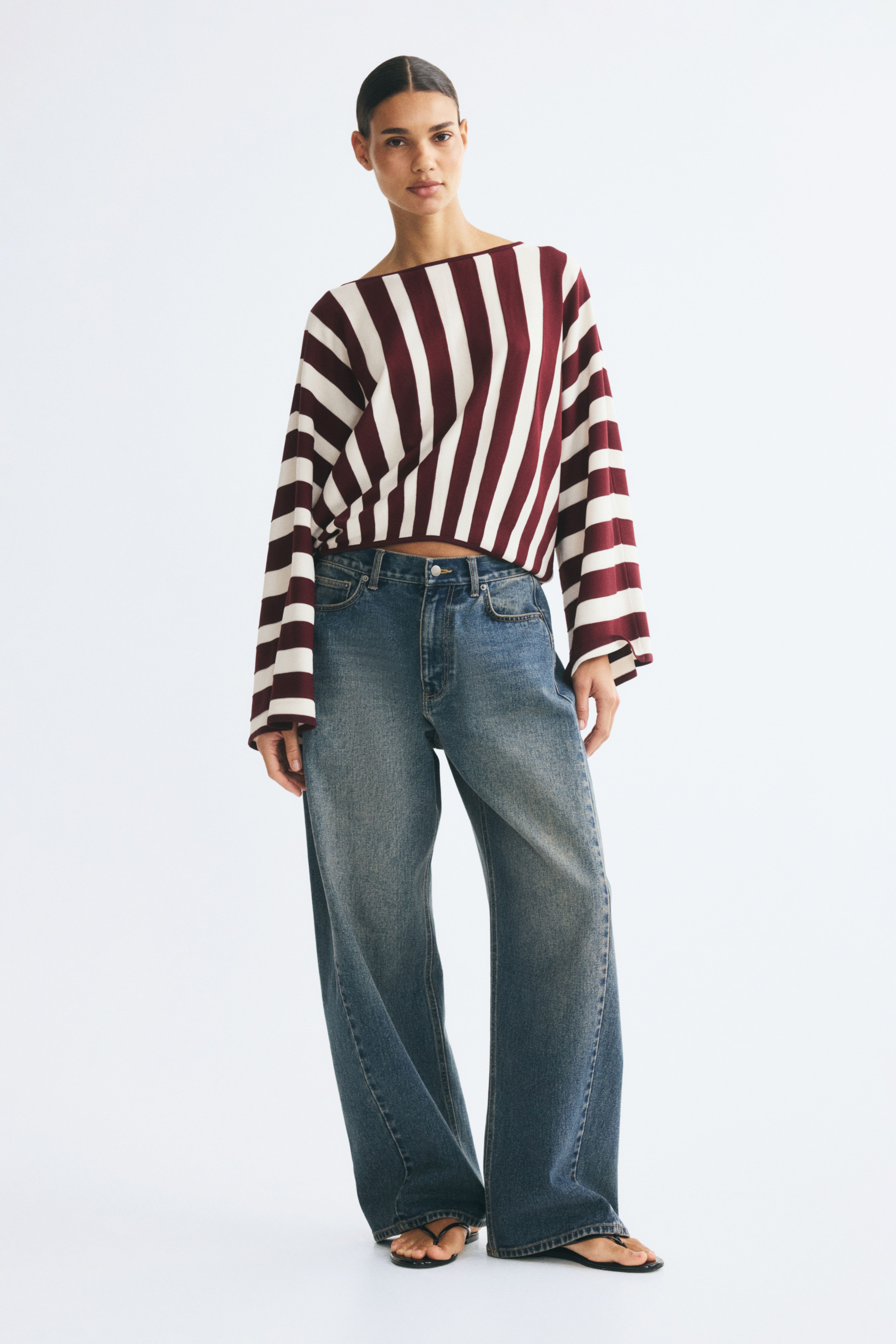 Haut en tricot fin avec encolure bateau