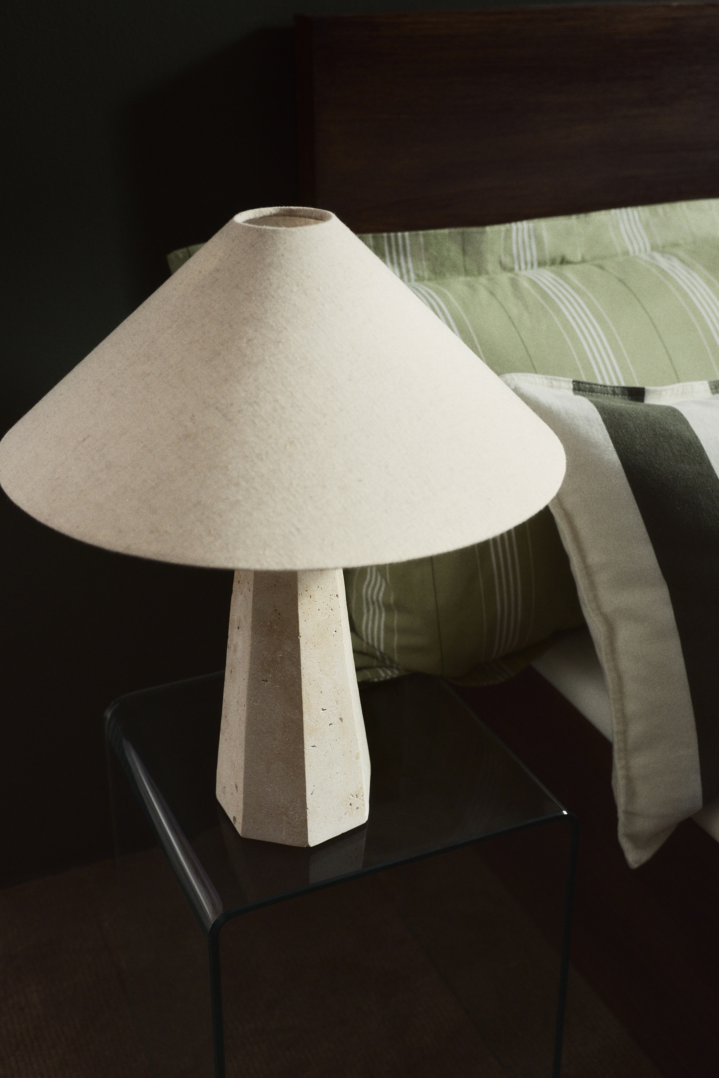 Travertine table lamp - Light beige