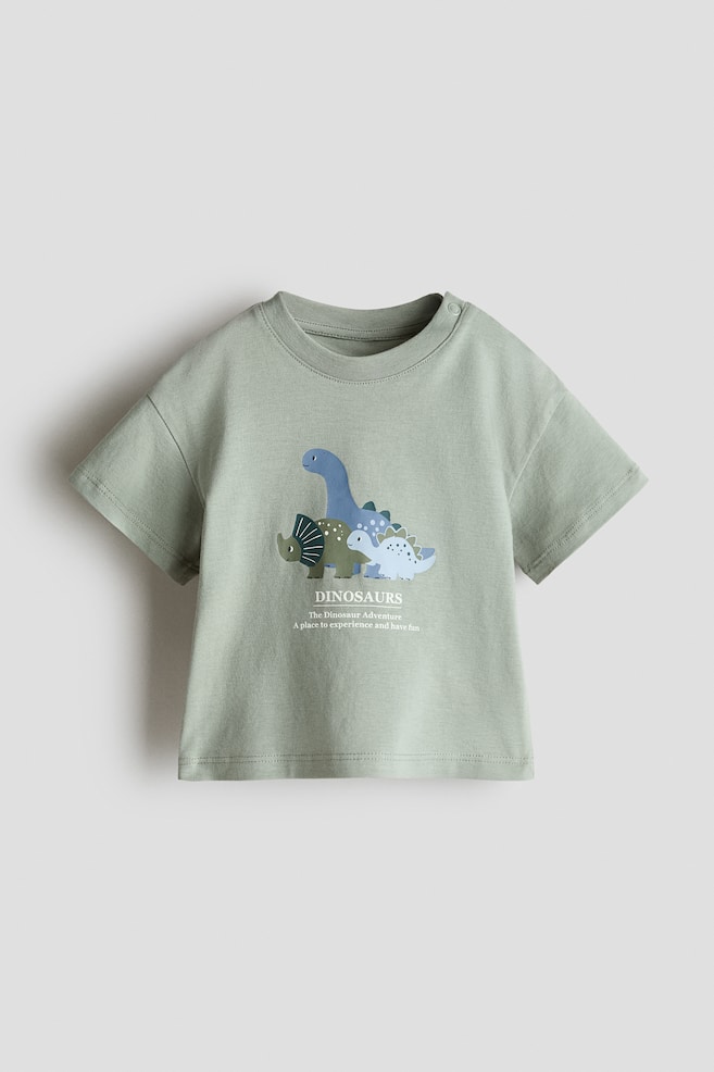 T-shirt imprimé en coton - Vert kaki clair/dinosaures/Rouge foncé/New York/Blanc/voiture/Gris foncé/texte Pacific/Crème/Venice/Marine/Harbour/Blanc/dinosaures/Bleu clair/voitures/Crème/véhicules - 1