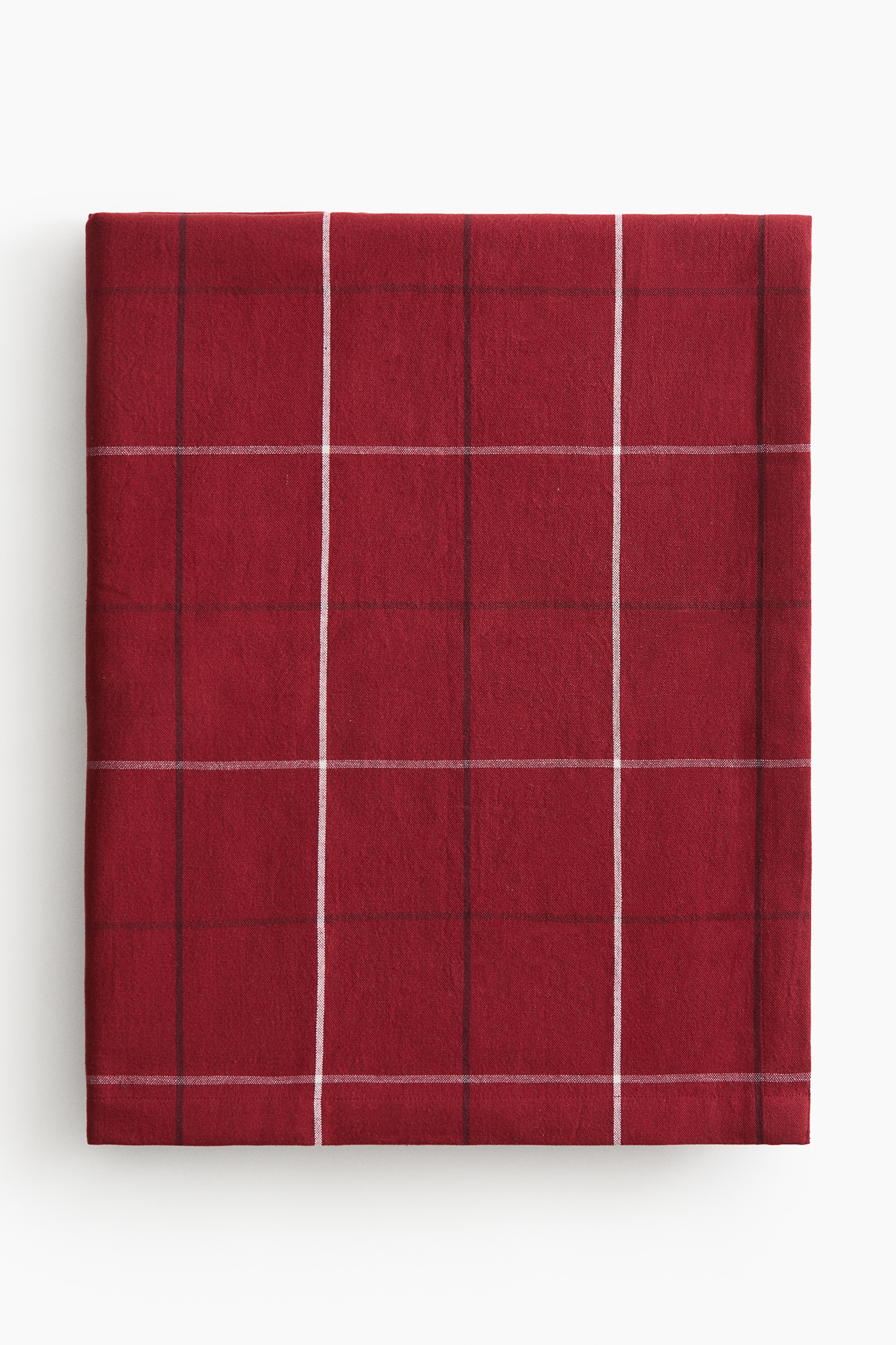 Patterned linen-blend tableclothModel