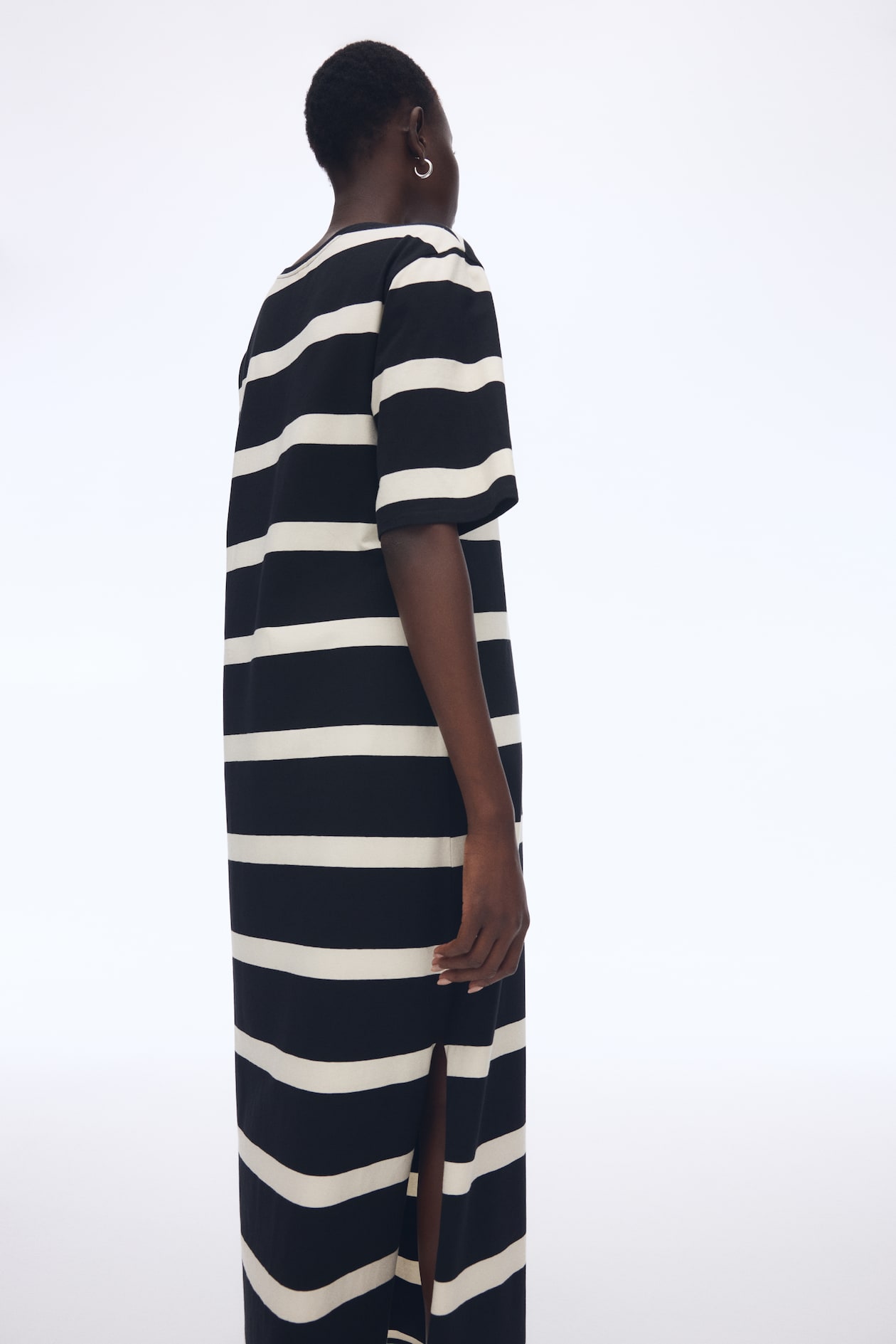 Long T-Shirt Dress - image 4