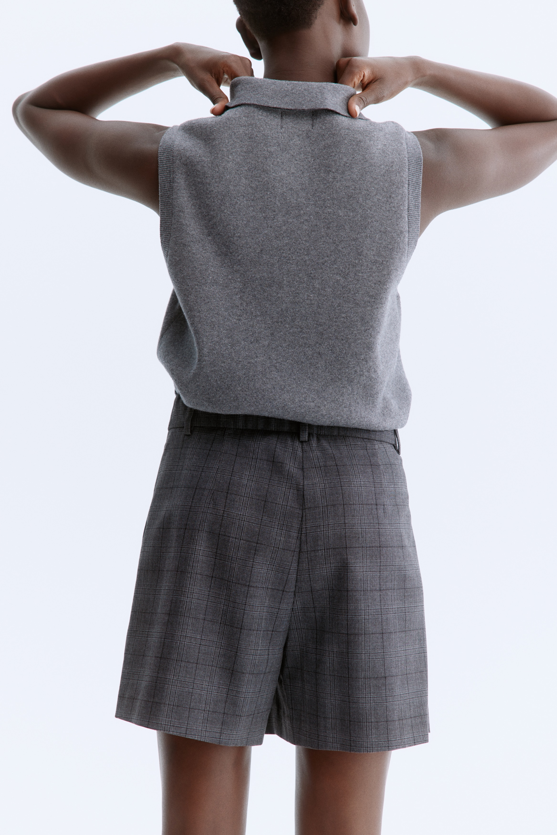 Pleat-front shorts
