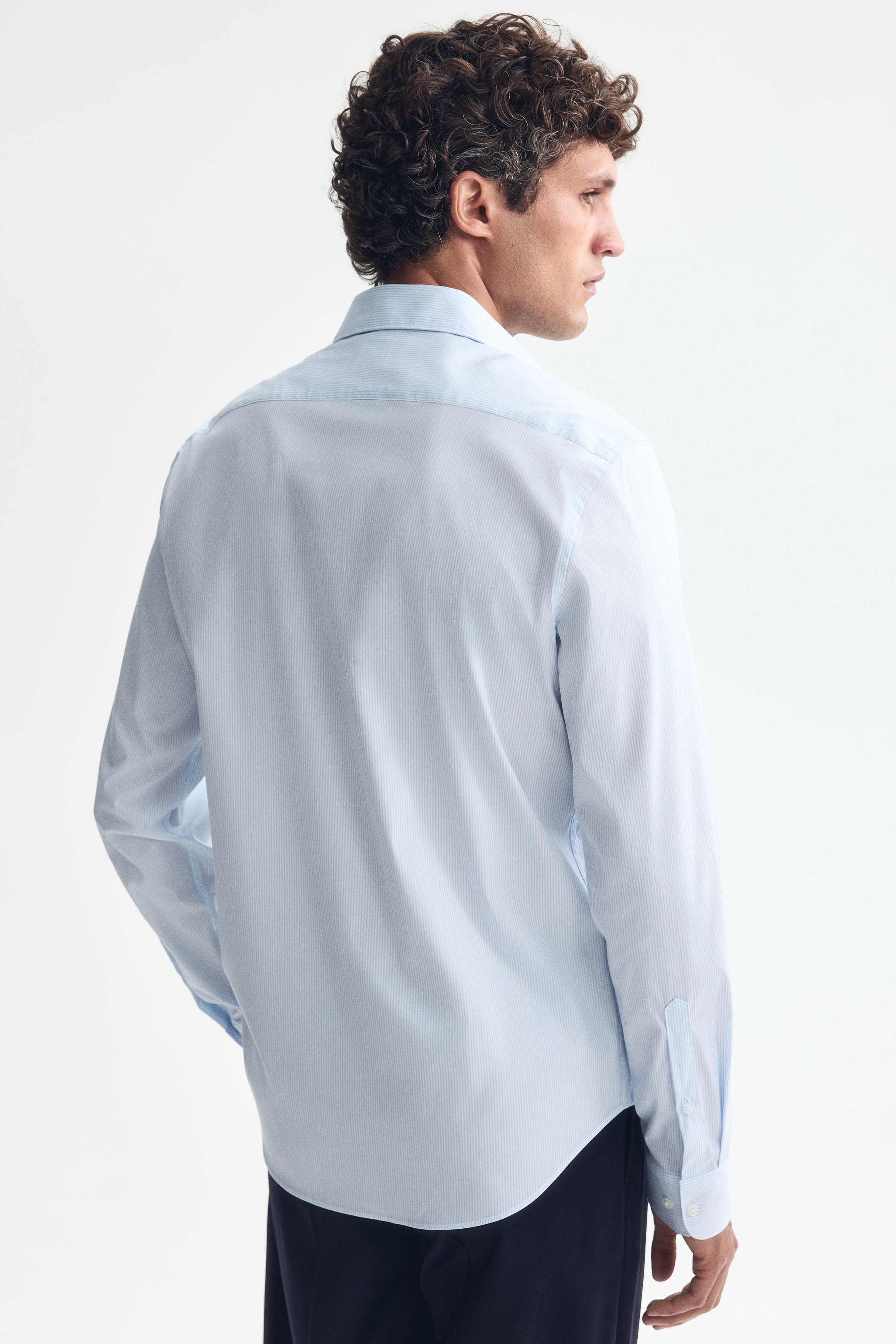 h&m blue dress shirt Men's Light blue Relaxed Fit Oxford Shirt