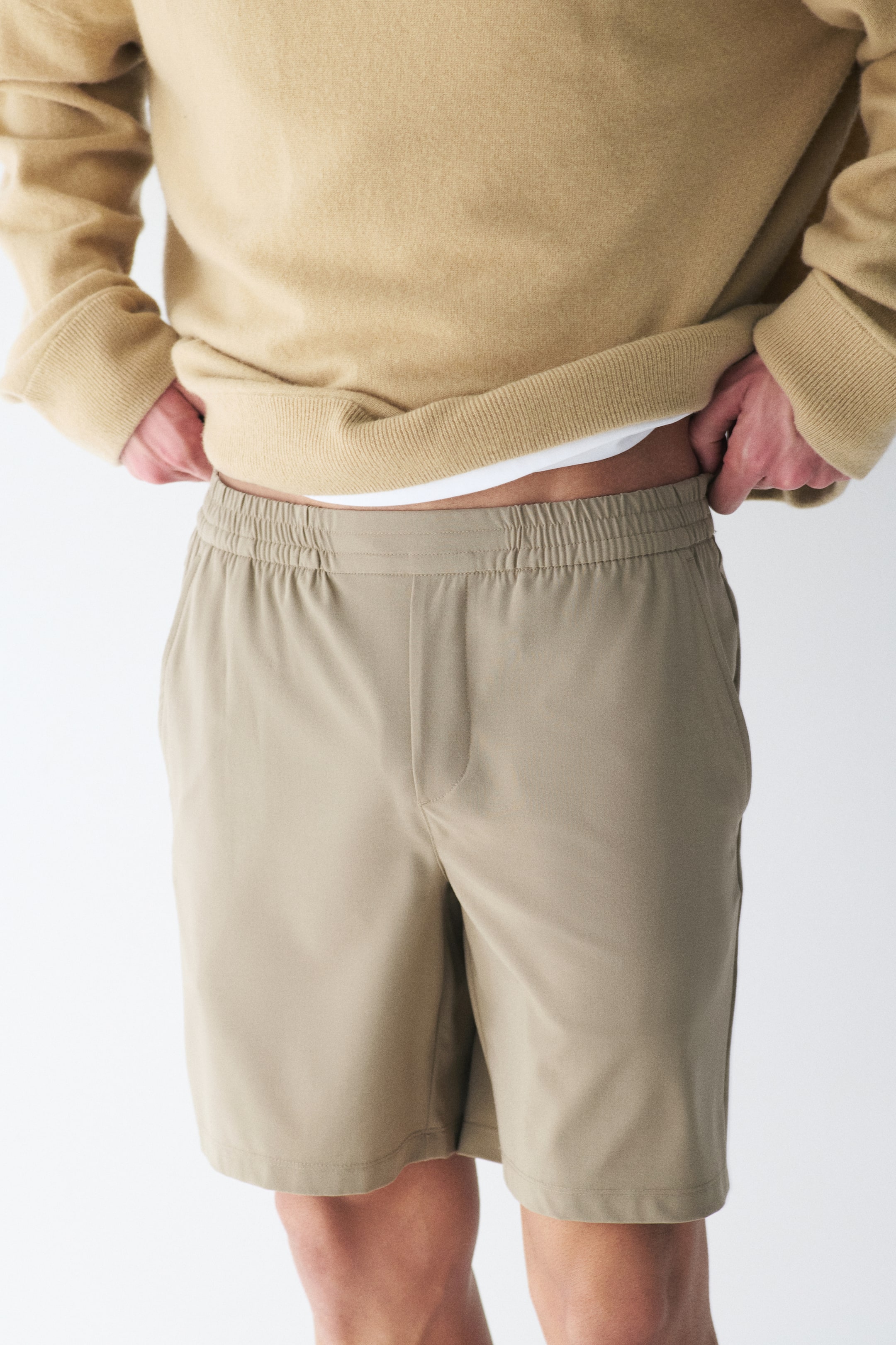 Мужские шорты H&M Four-Way Stretch Regular-Fit Shorts — фото 6