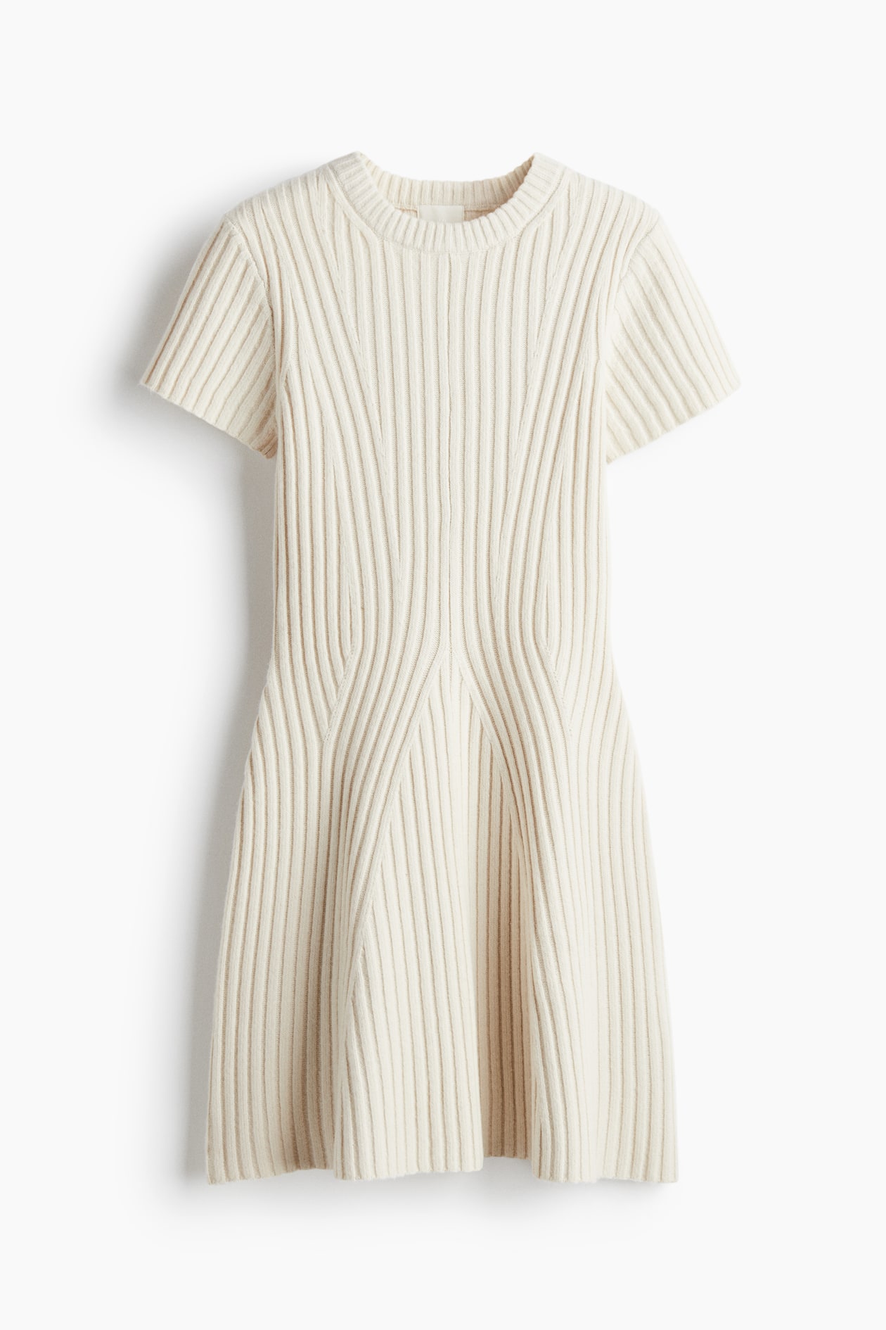 h and m fine knit dress Someone please make a pattern of this viral H&M dress as I neeeed it in my wardrobe! : r/knitting