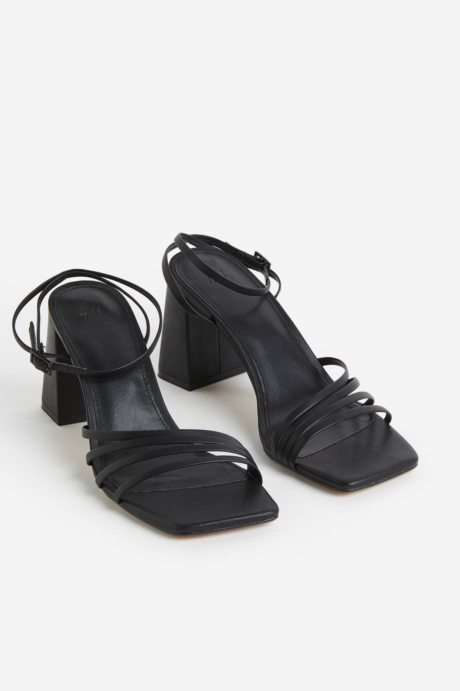 Sandals - Black/White - 2