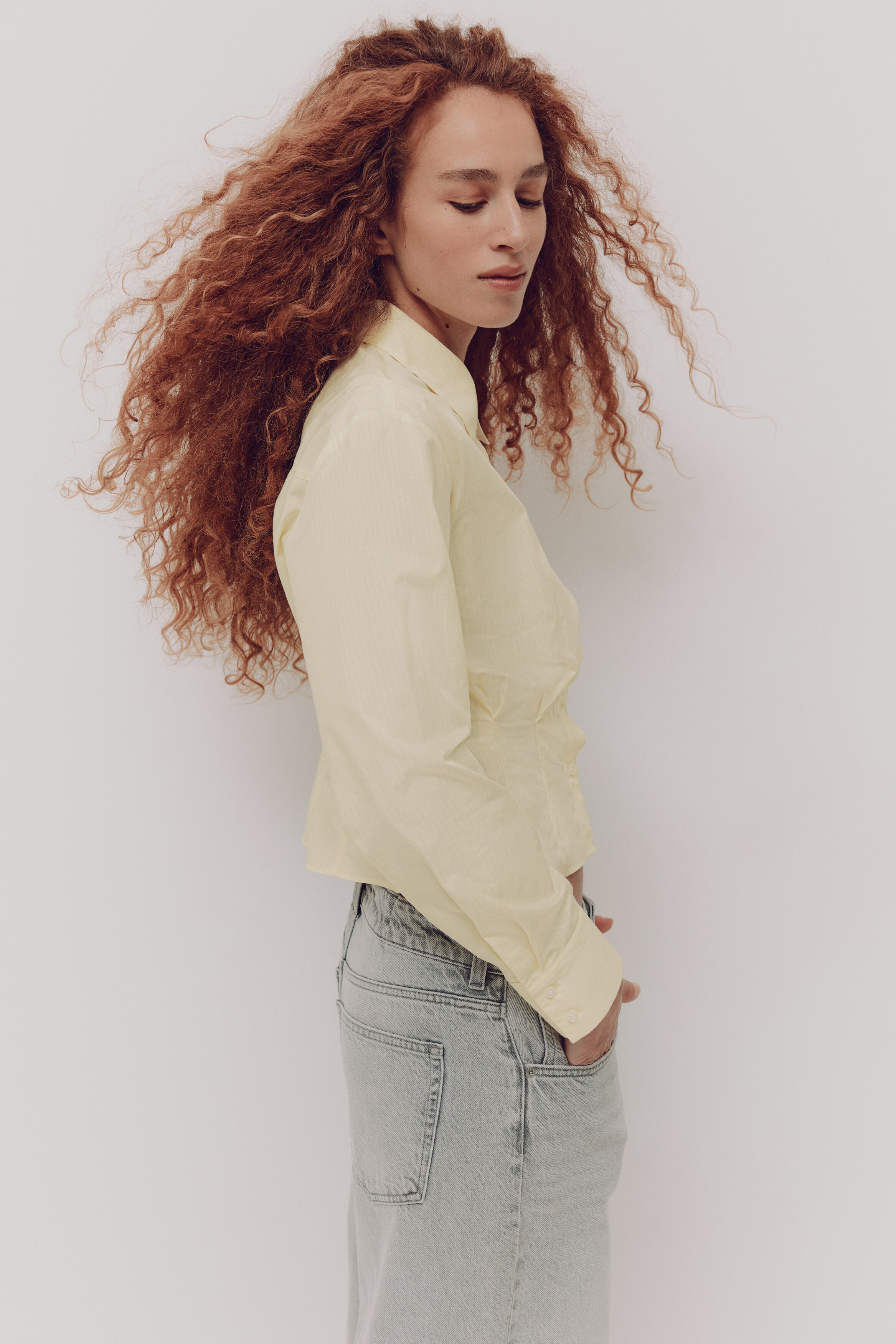 Waisted poplin shirt