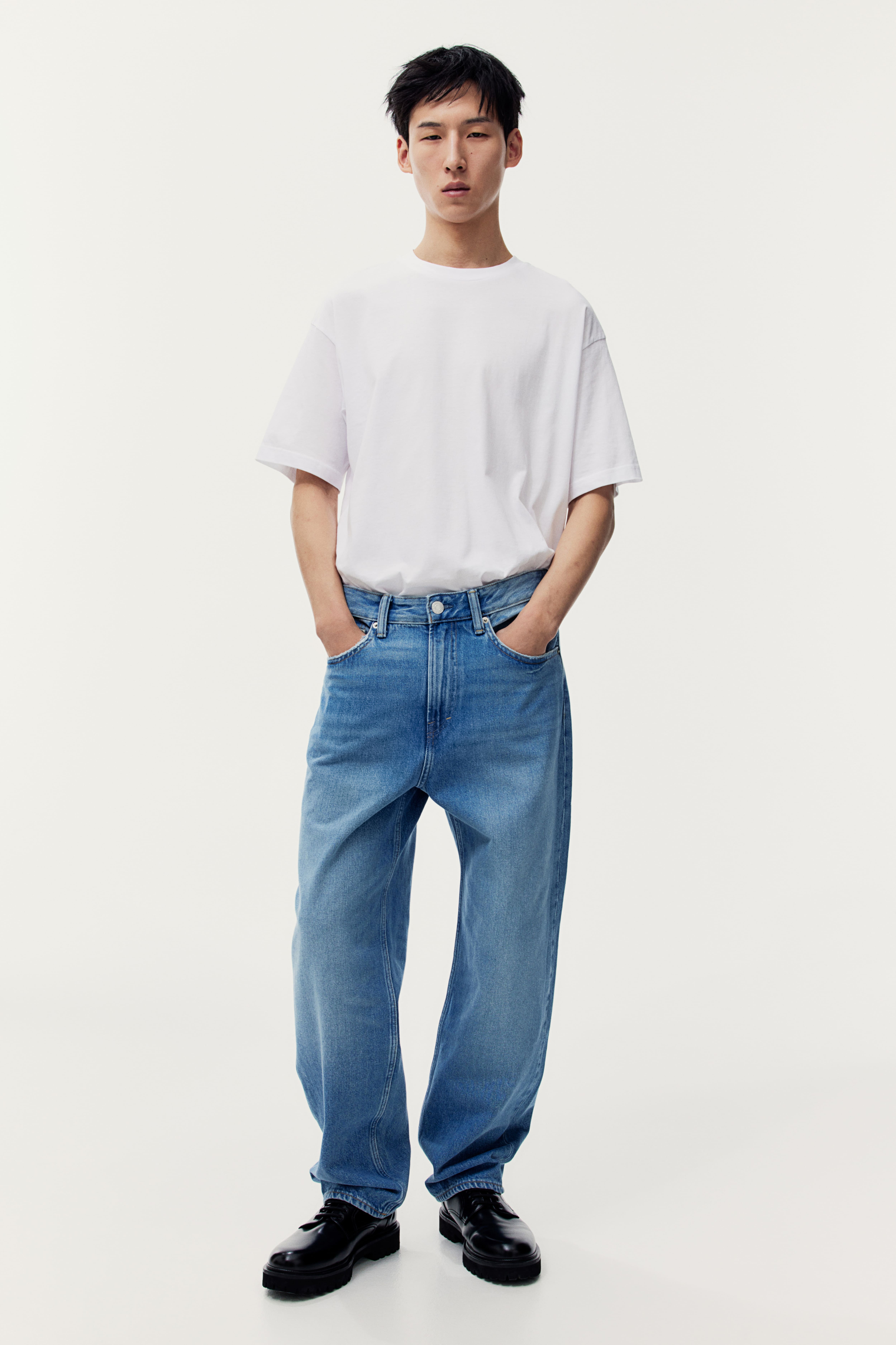 H&m pearl jeans best sale