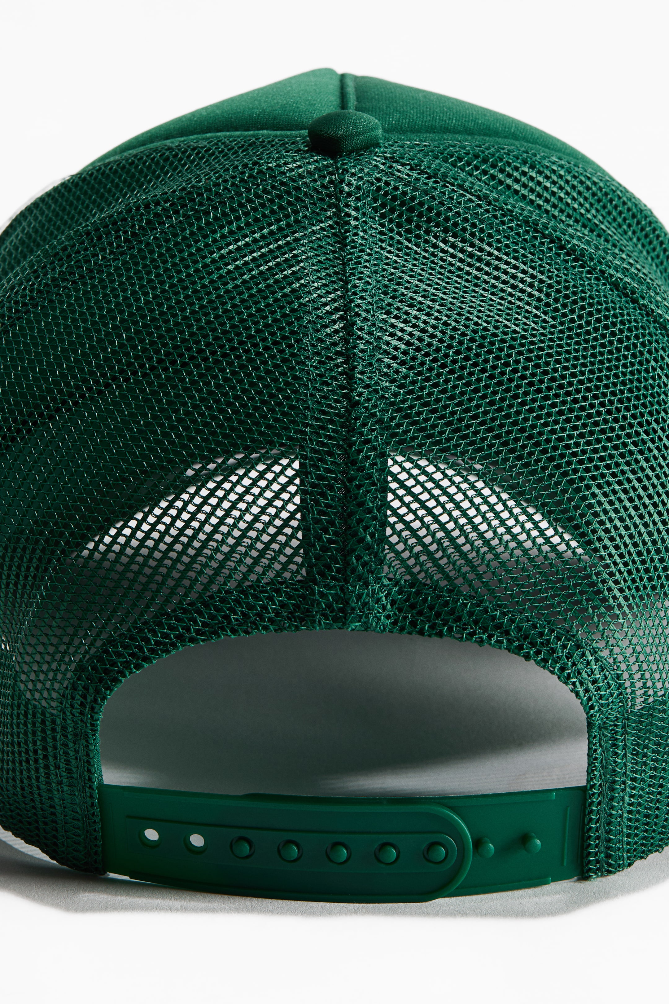 Trucker Cap with Motif