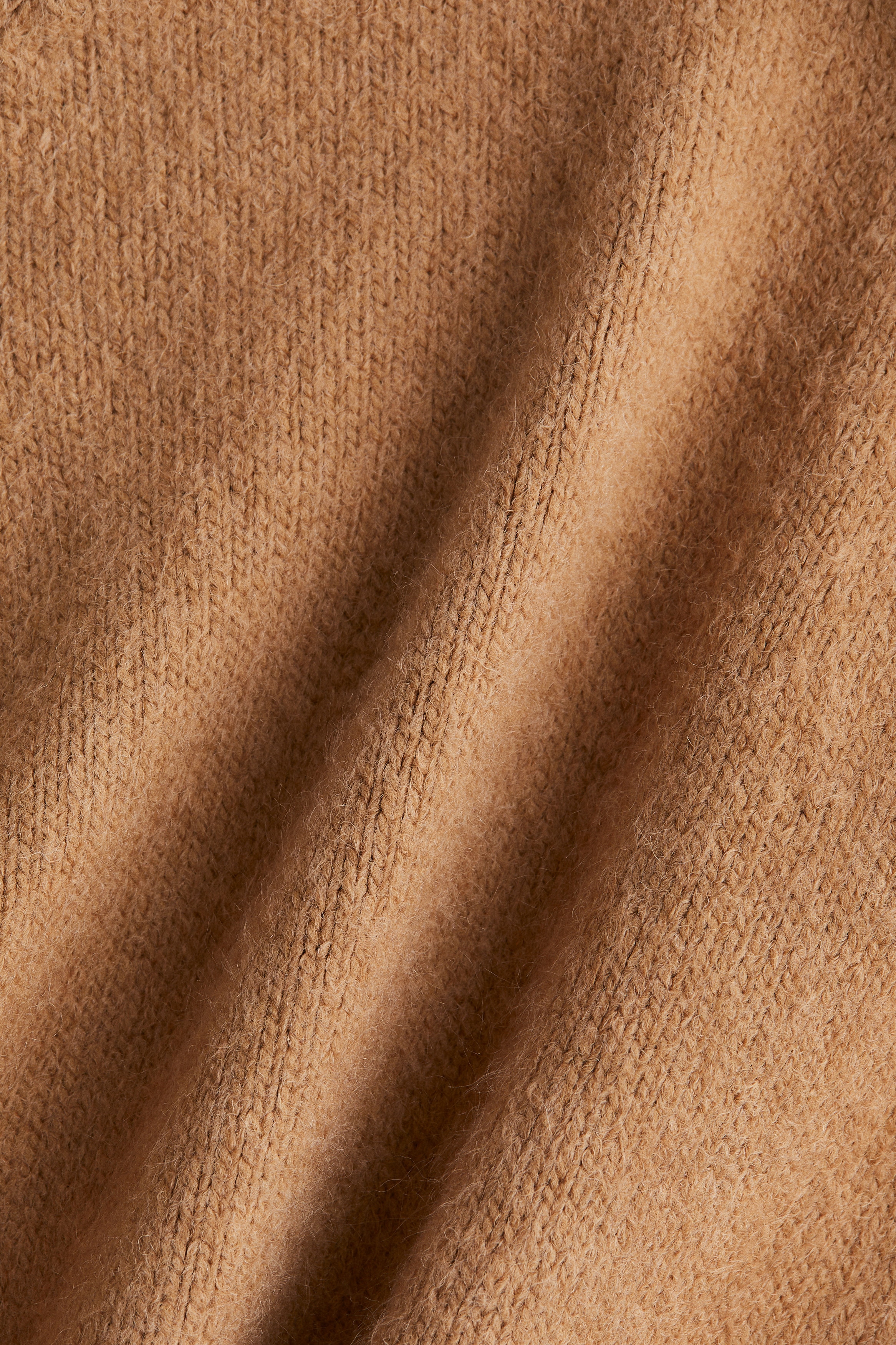 Oversized V-neck jumper