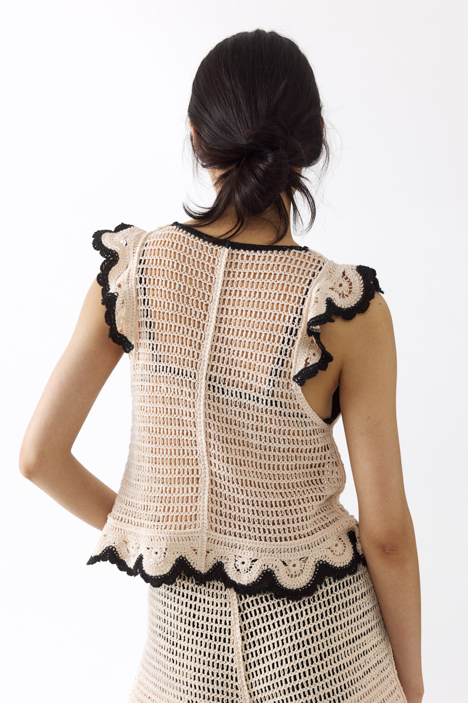 Женский топ H&M Flounced Crochet-Look Top, цвет: Кремовый — фото 6