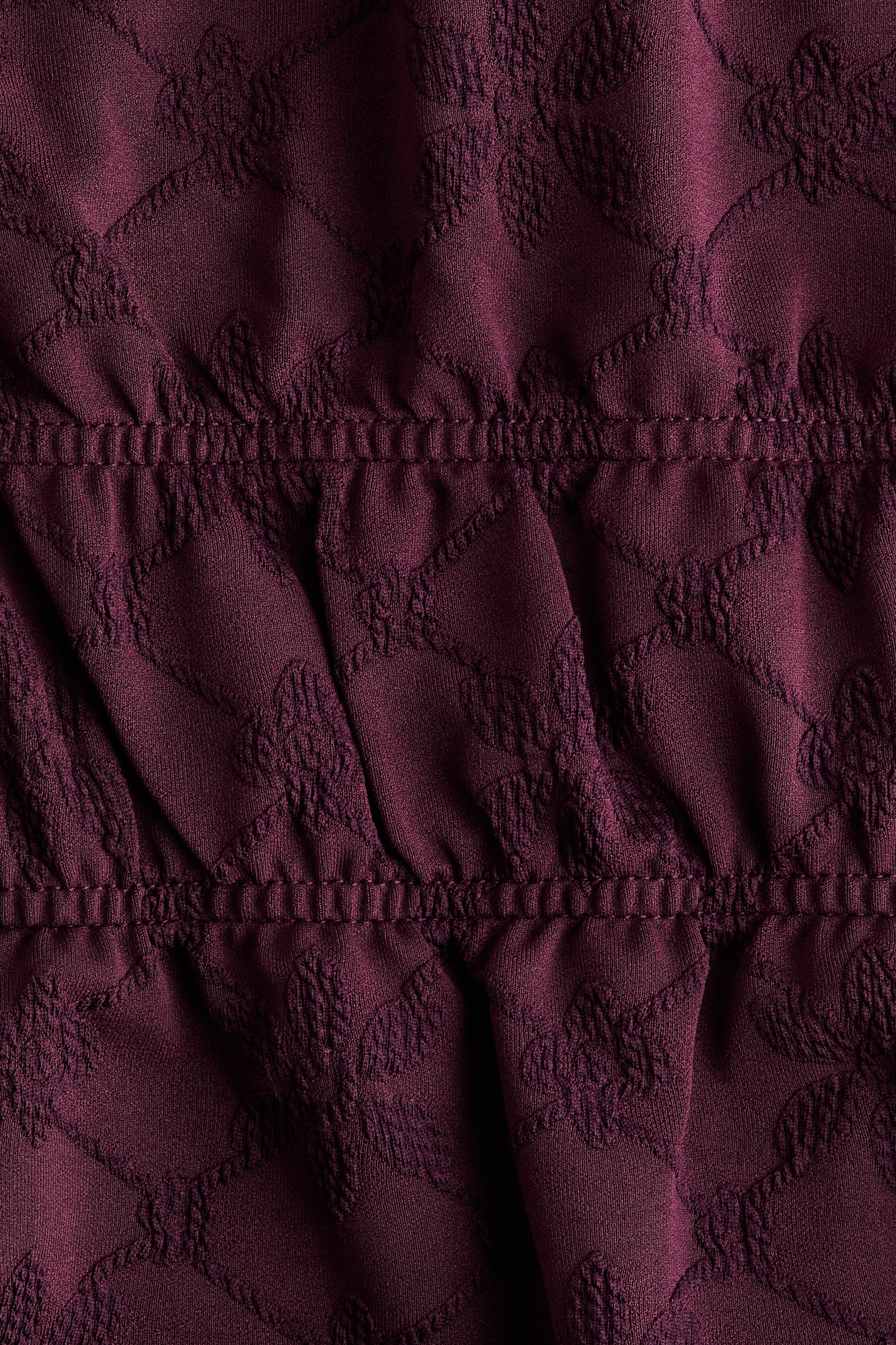 Ampliar la imagen: Top con lazos al frente - Rojo ciruela - Ladies | H&M MX 2