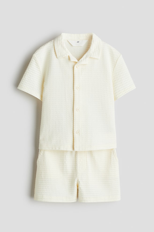 2-teiliges Set mit Shirt und Shorts - Hellgelb/Hellblau/Pastellgrün - 1