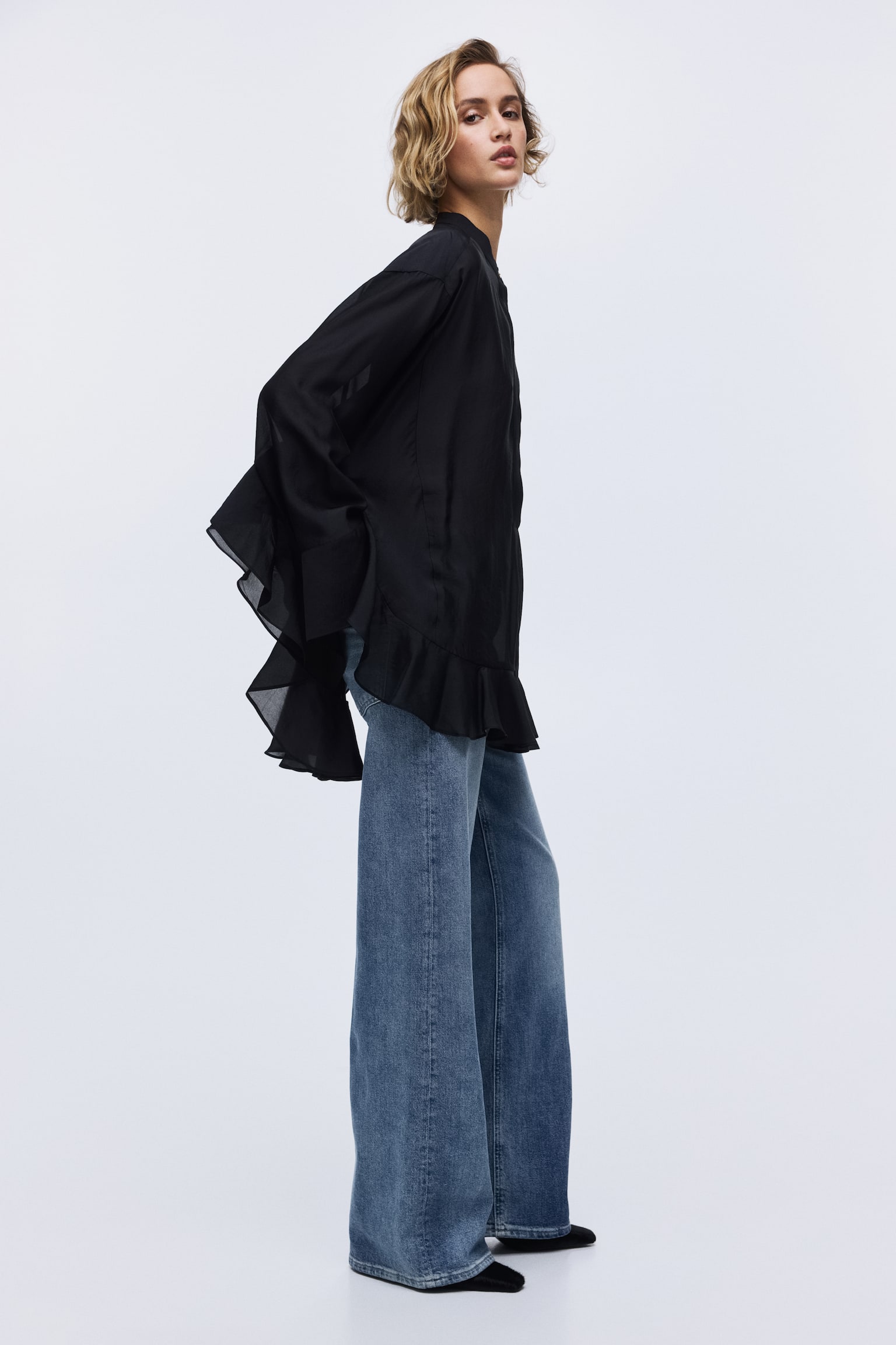 Flounced blouse - Black/White - 1