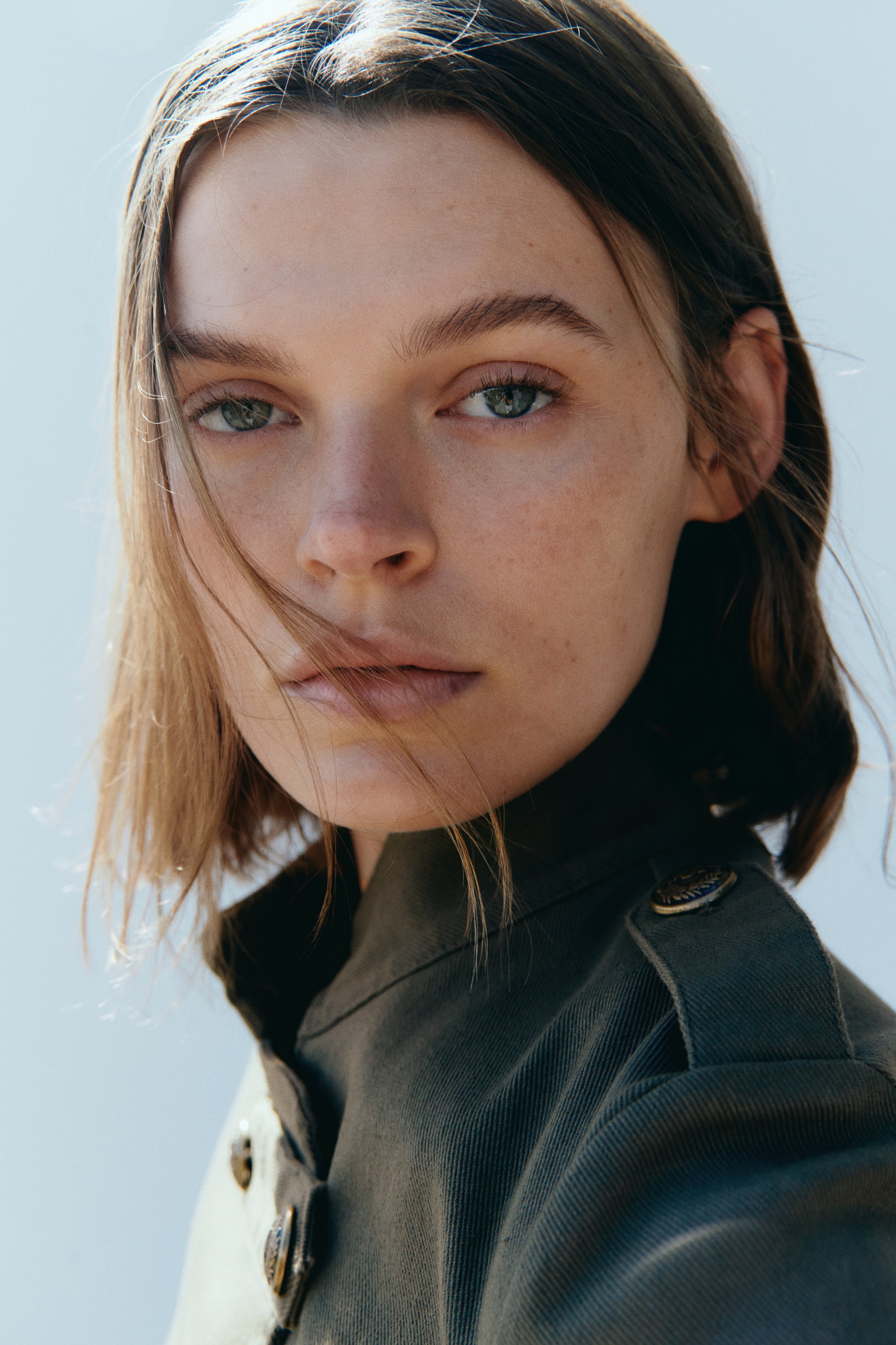 Женские куртки H&M Short Cotton Jacket — фото 5