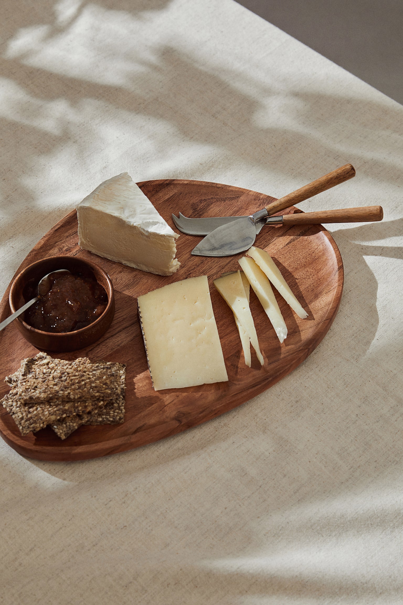 Grande assiette en bois d'acacia - Marron - 2