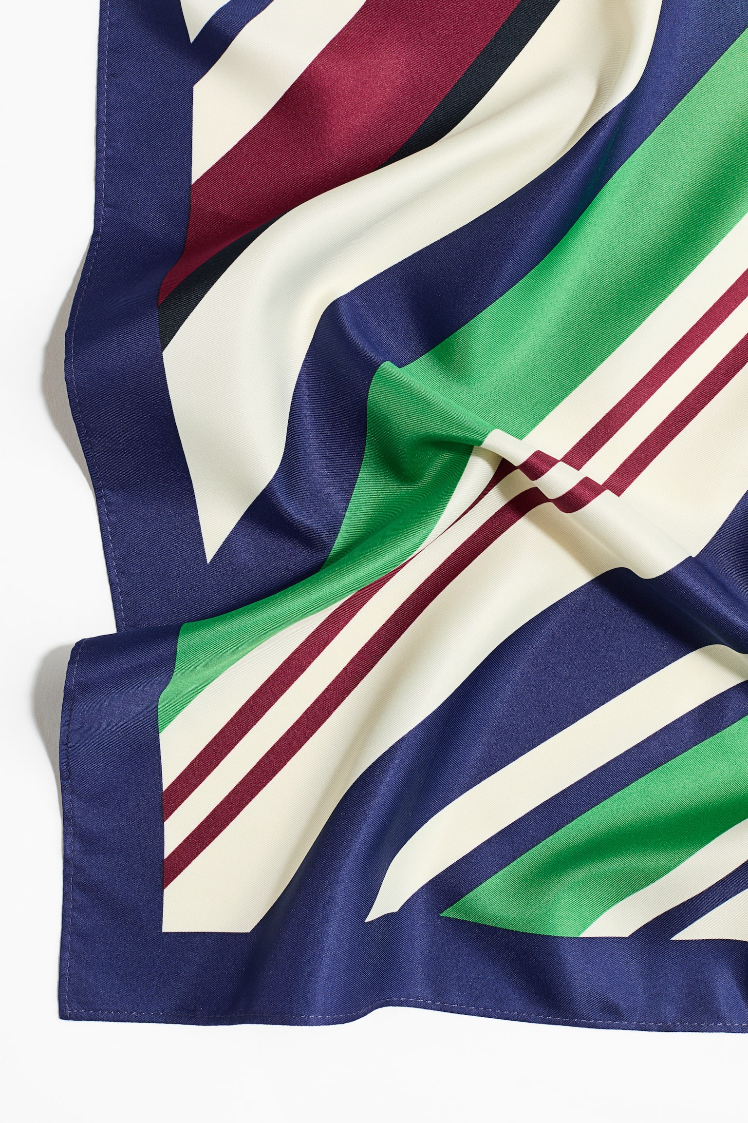 צעיף עם דוגמה - כחול כהה/בורדו/ירוק/כחול עז/קשרים/ירוק חאקי/דוגמה/כחול נייבי/דוגמה/בז' בהיר/תכלת/חום/תכלת פסים - 3