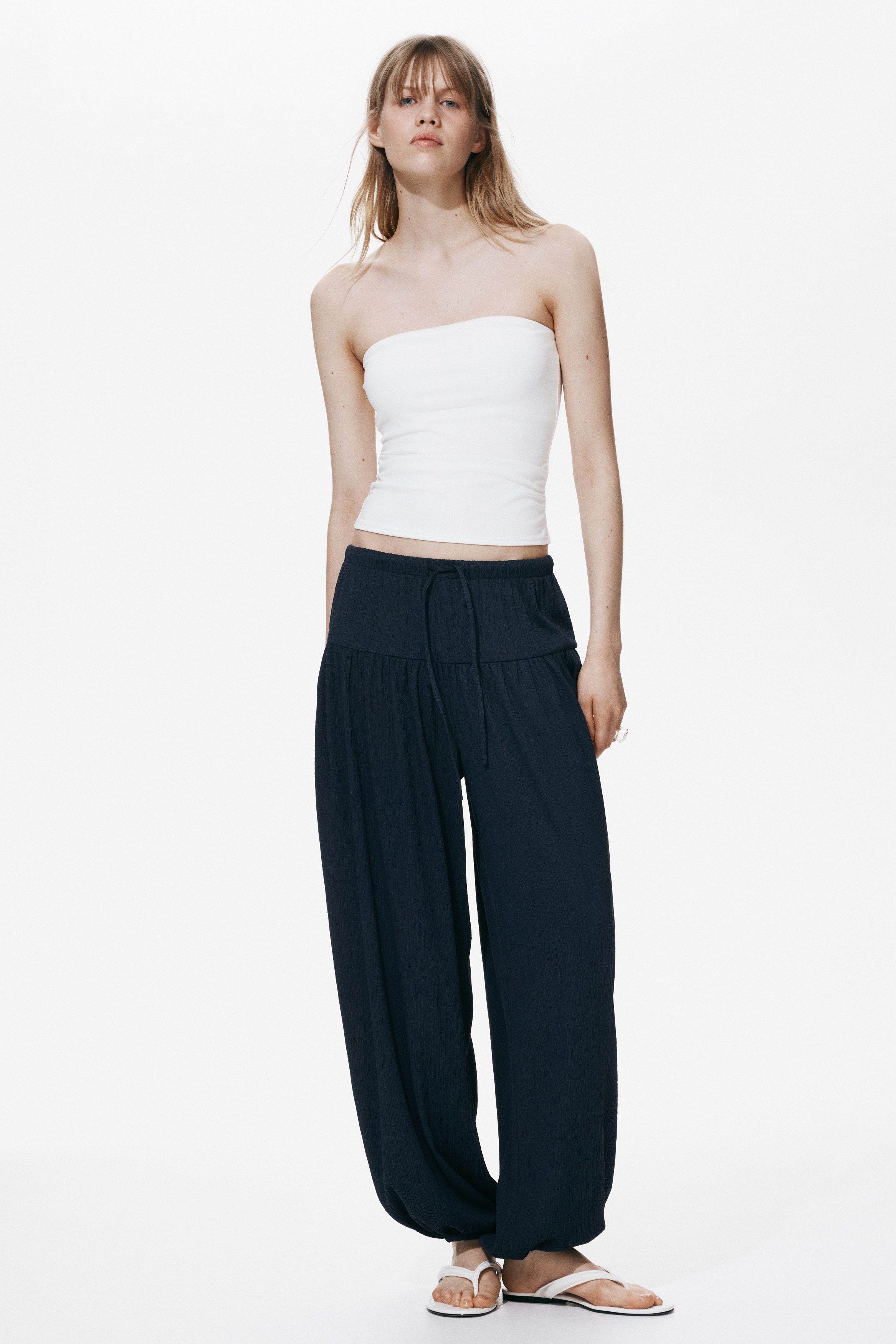Crinkled balloon trousers from H&M - $22.99