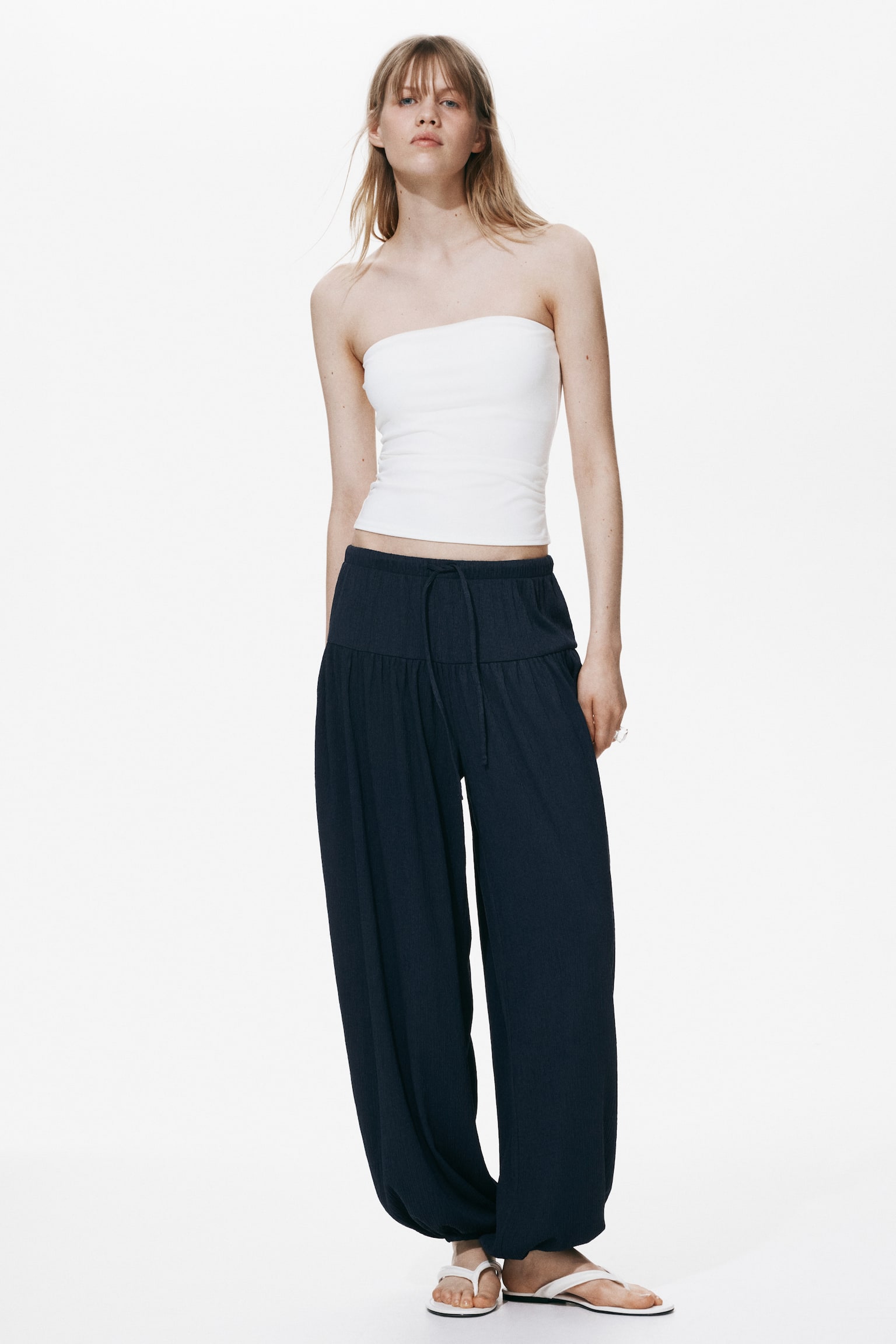 Crinkled balloon trousers - Navy blue/Cream - 1