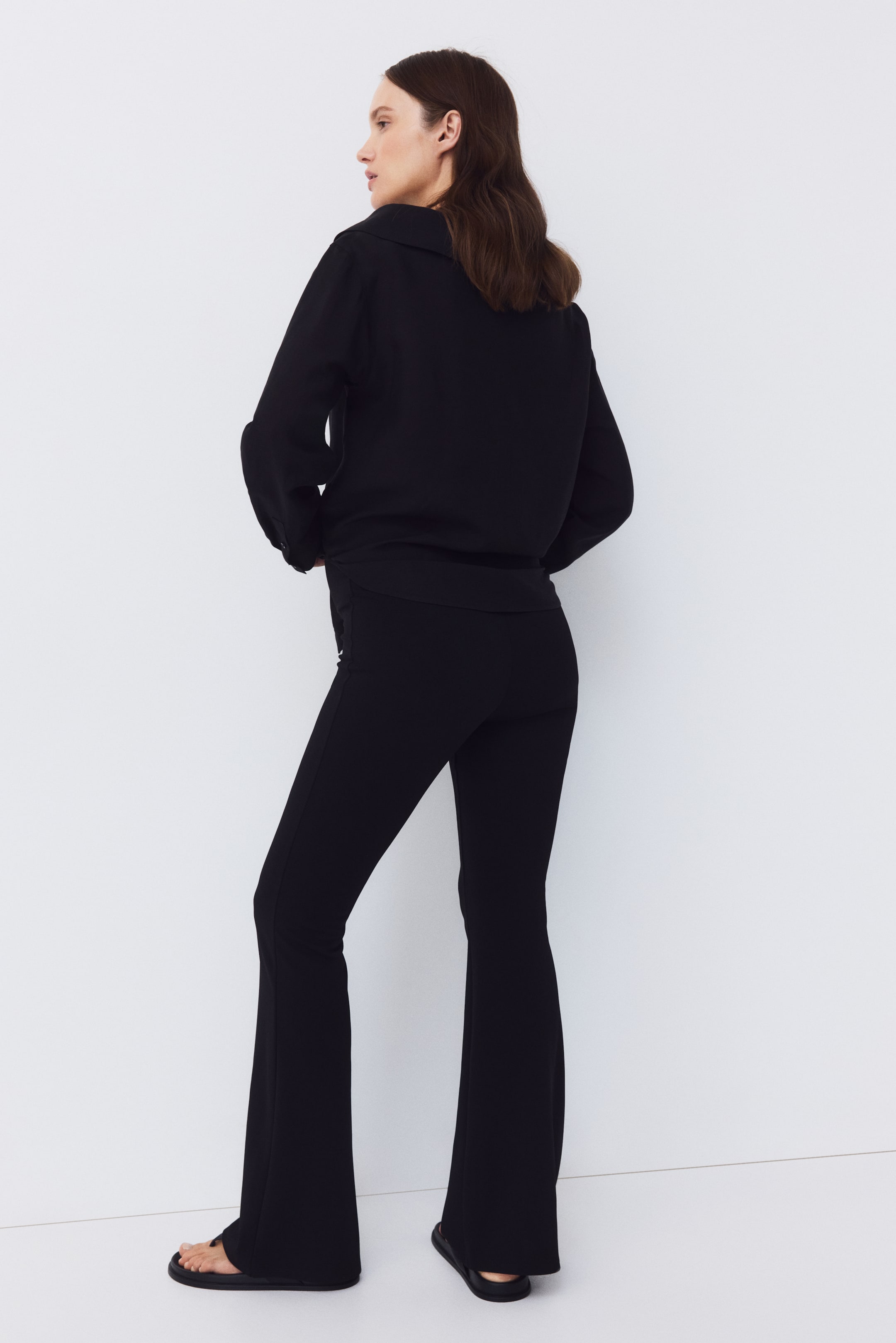 MAMA Flared Ponte Leggings