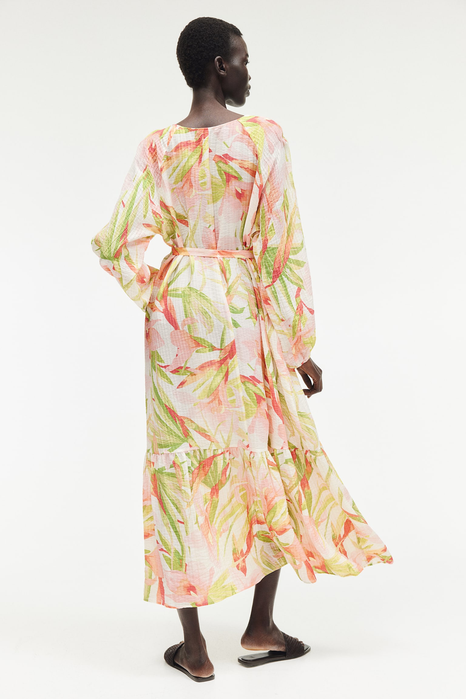 Tie Belt Crêpe Dress - White/Floral/Black/Floral/Powder pink/Floral/Green/Blue/Floral/Green/Pattern/Cream/Floral - 5