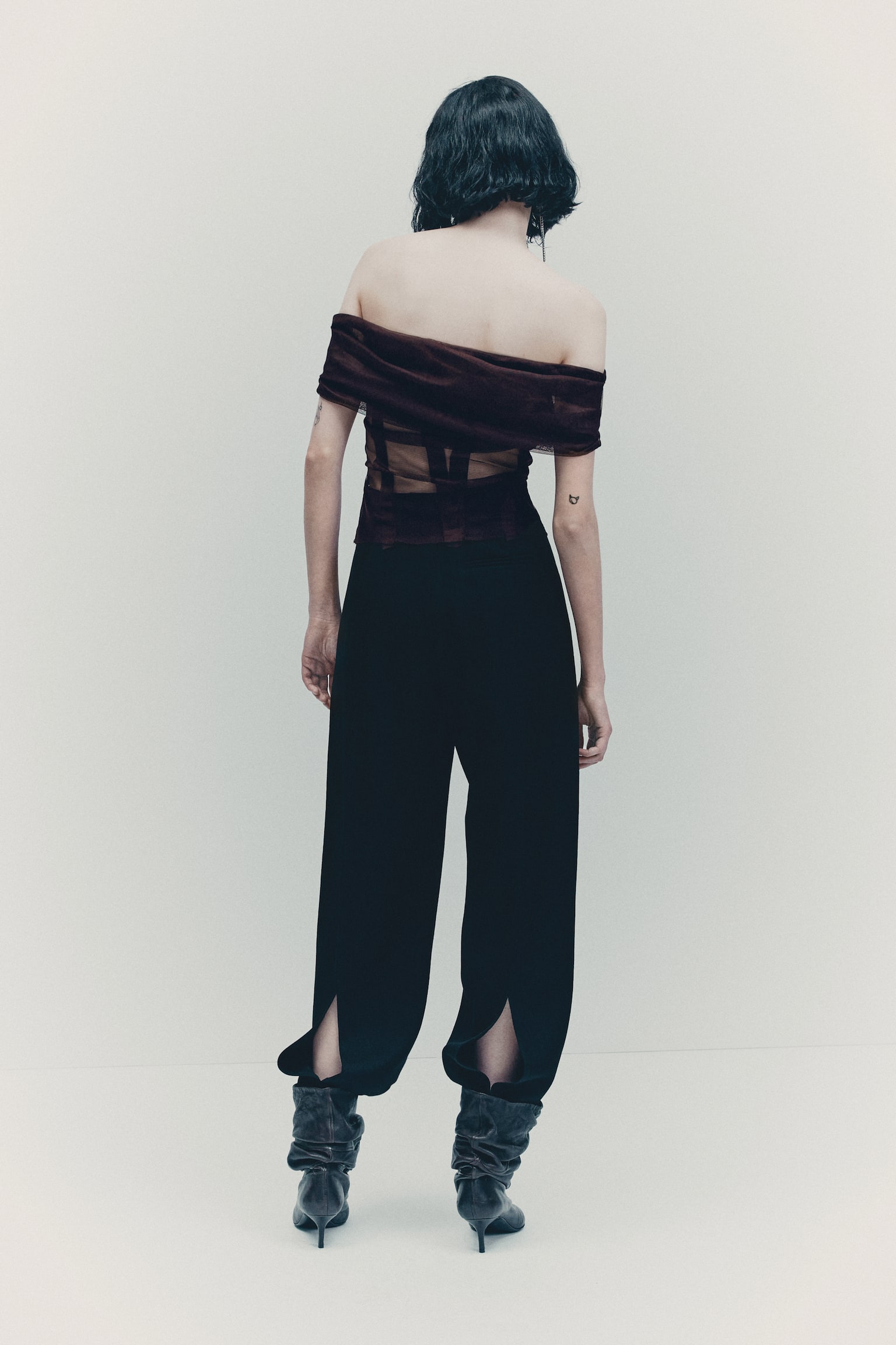 Off-the-shoulder mesh top - Burgundy - 4