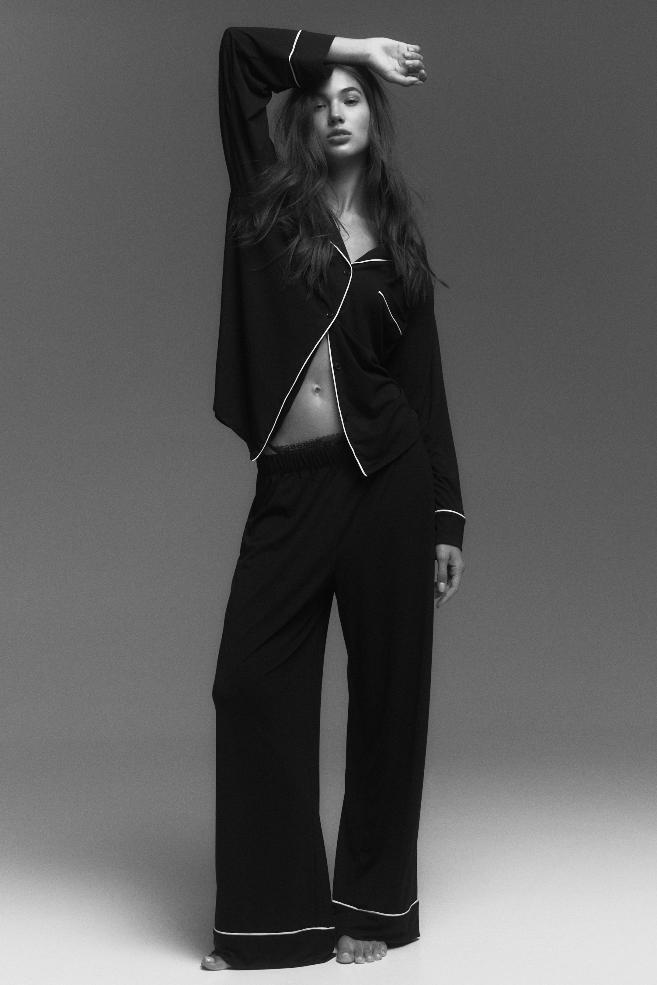 Prikaži veću sliku: Pidžama od mešavine viskoze - Crna - Ladies | H&M RS 1