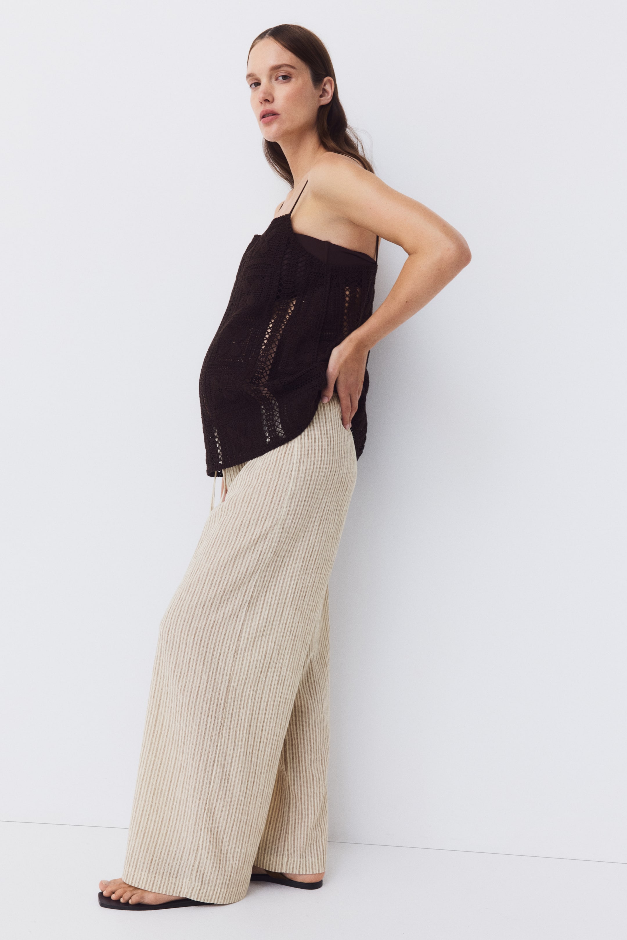 MAMA Textured Drawstring Pants