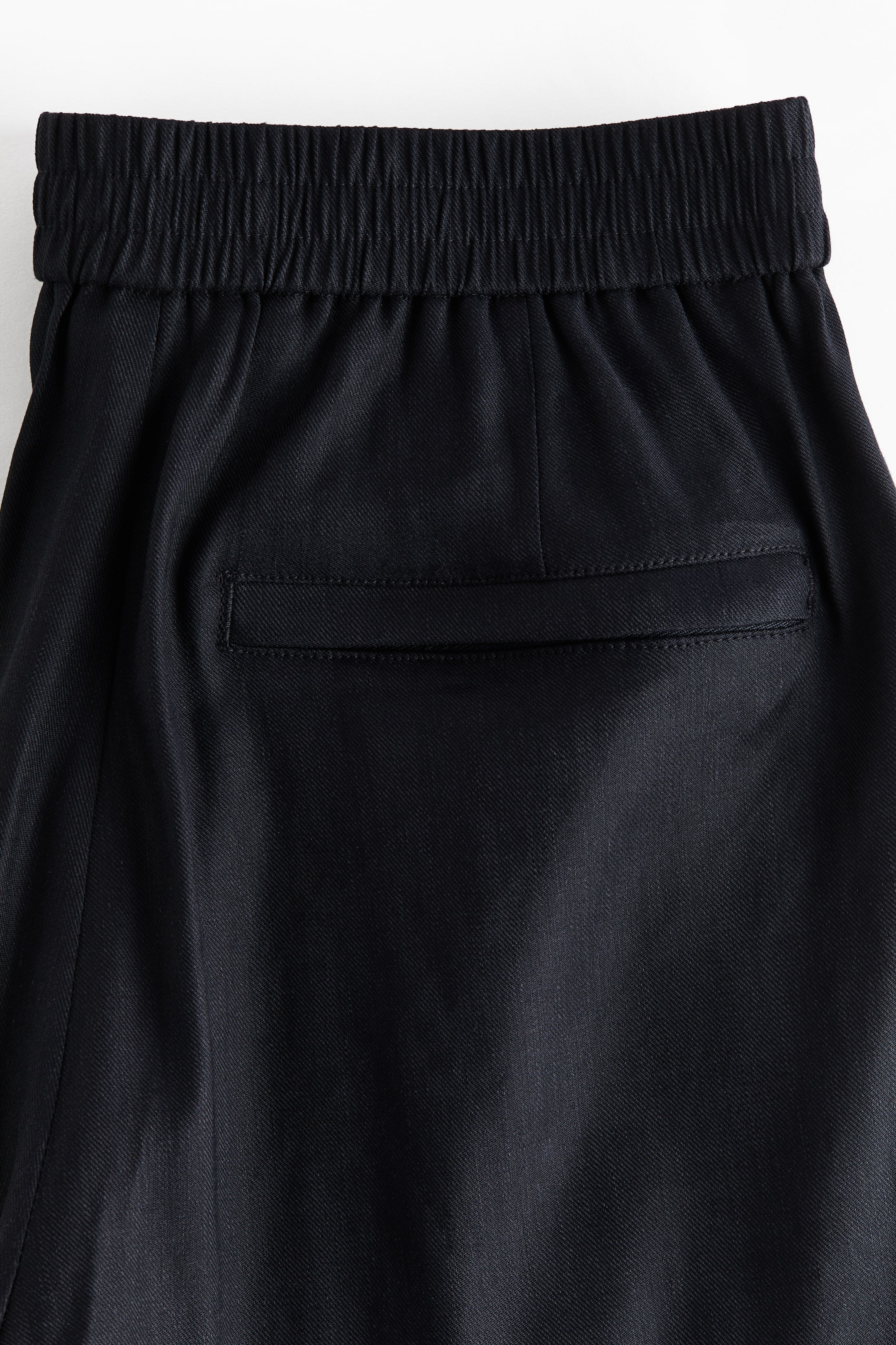 Easy Care Relaxed-Fit Linen-Blend Shorts