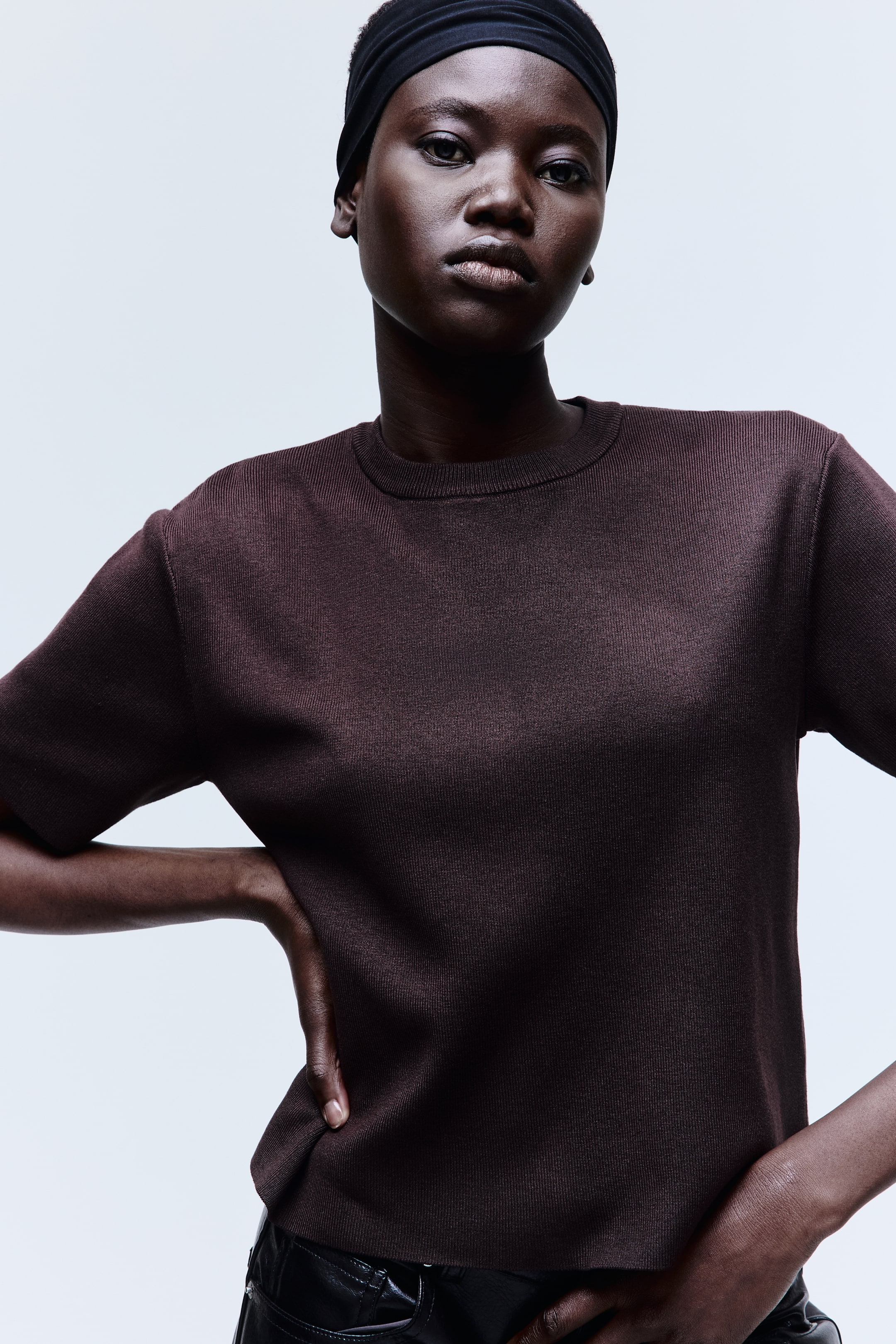 View larger image: Fine Knit Tee - Dark brown - Ladies | H&M AU 2