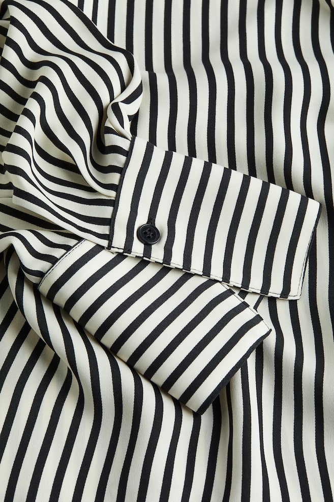Wrap blouse - Cream/Striped/Beige/Black/Zebra print - 6