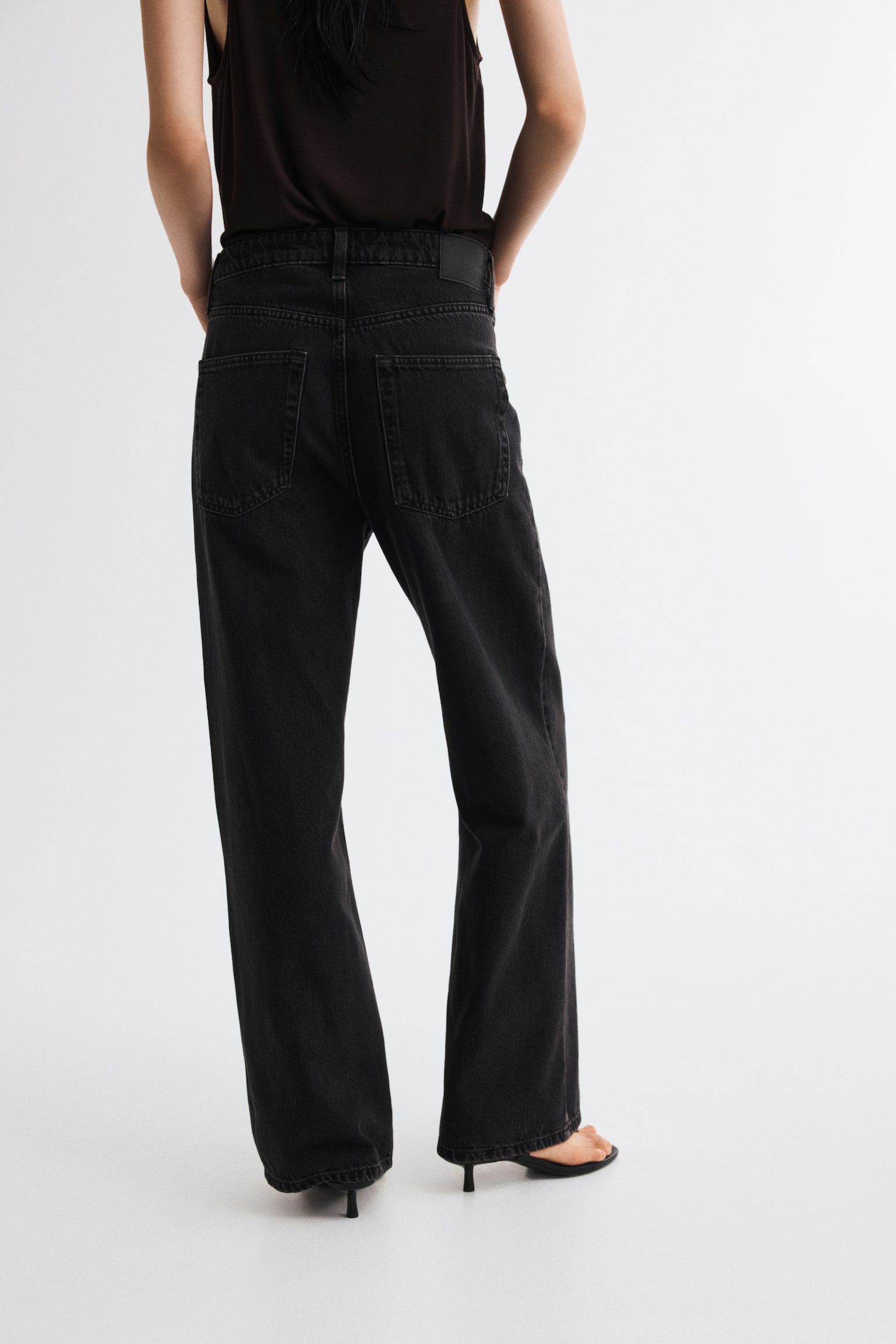 Женские джинсы H&M Ava Ultra High Rise Wide Leg, цвет: Чёрный — фото 4