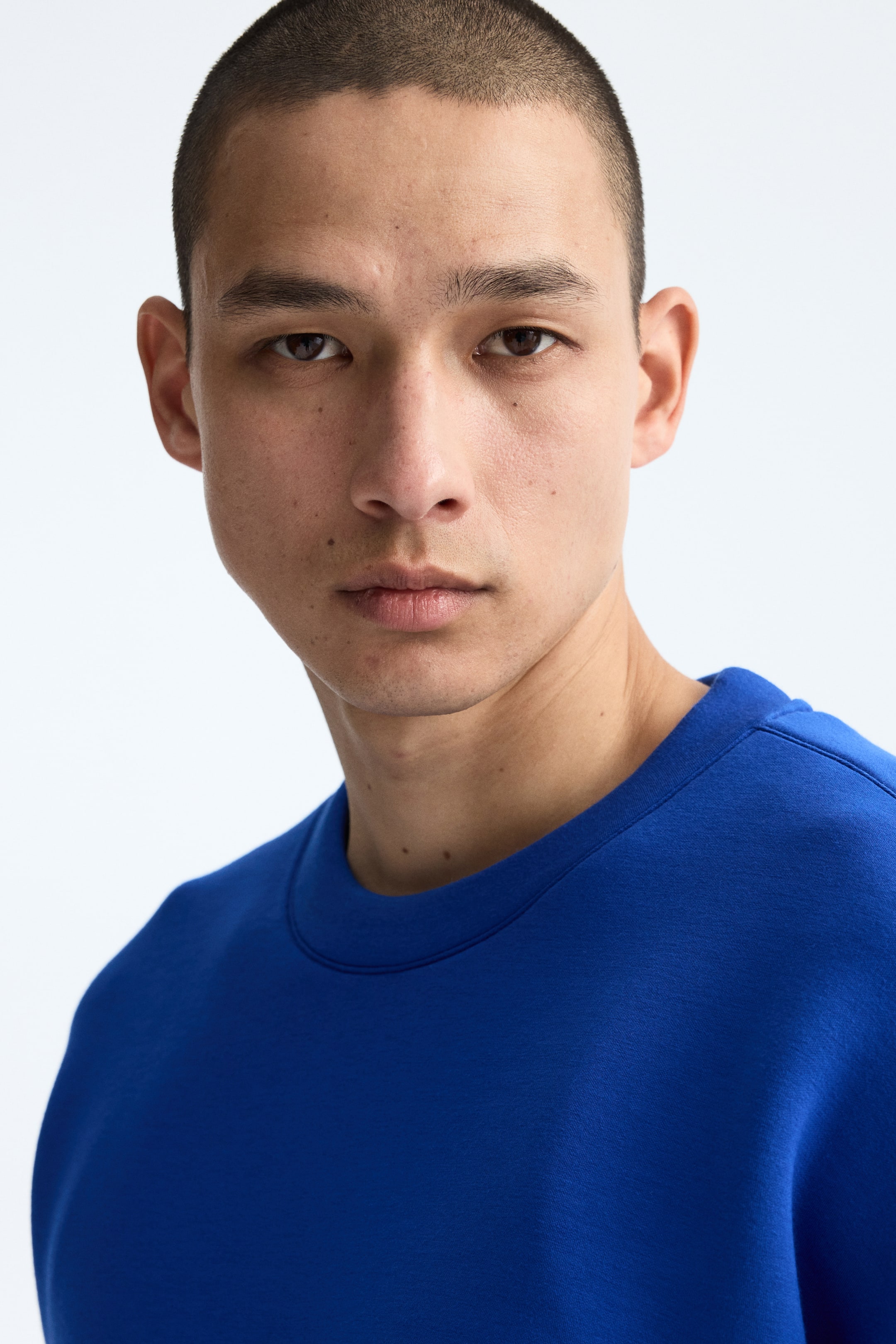 Мужские худи H&M Oversized Boxy Scuba Sweatshirt — фото 4