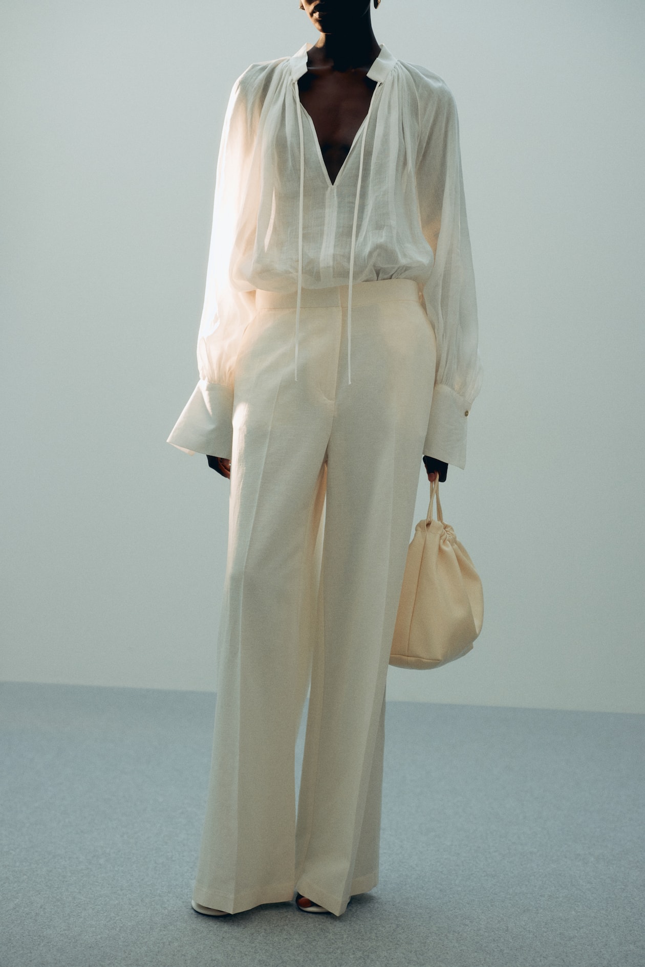 Wide linen-blend trousers - image 4