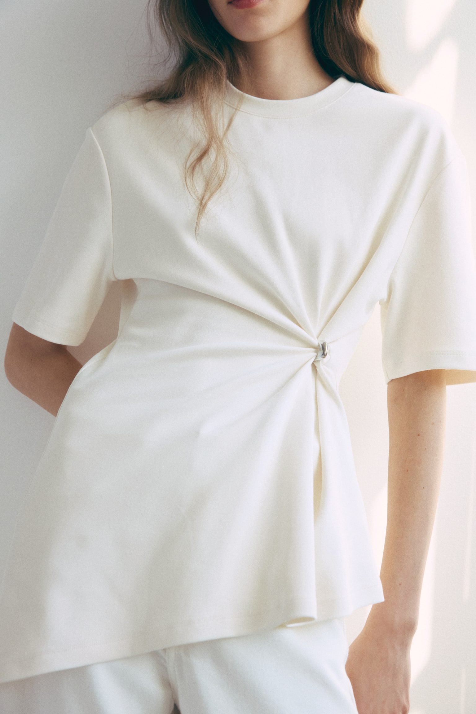 Draped-detail asymmetric top - 4